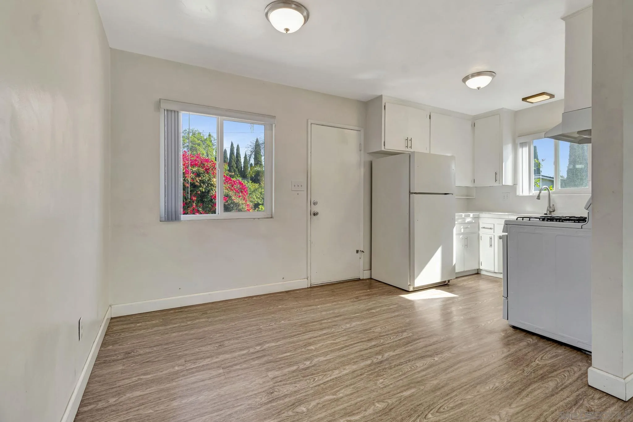 https://cdn.realtyfeed.com/cdn/127/260005507/be054b00036bc1f5718004473562e7fd.webp