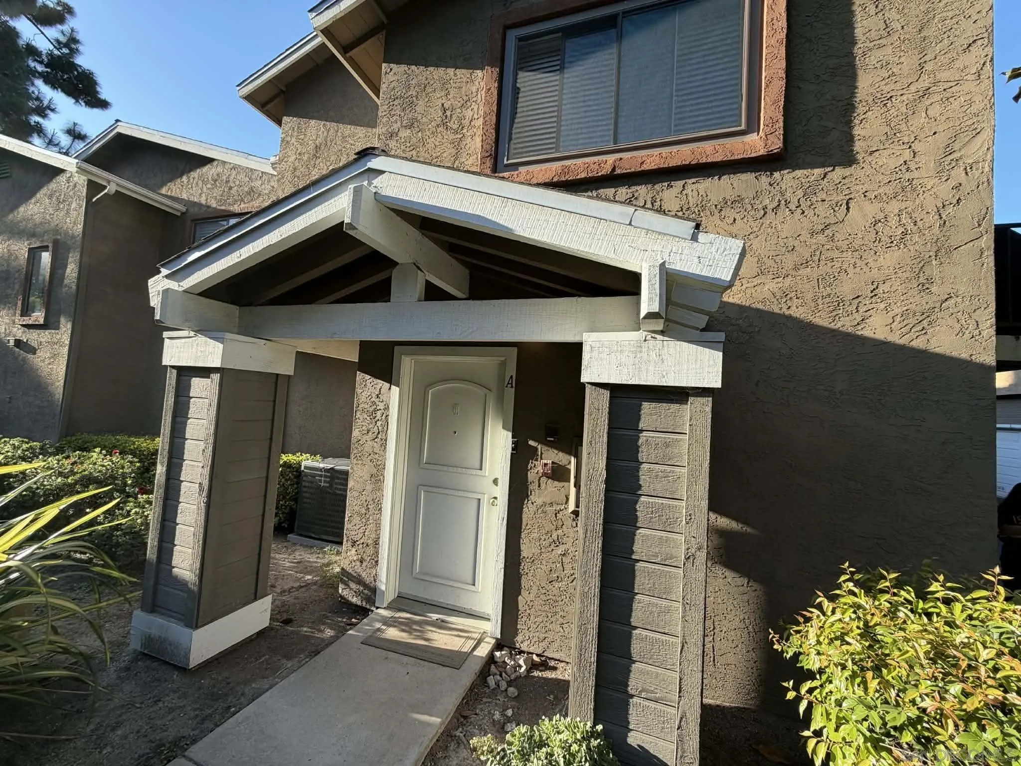 Photo #2: 260005509 Listing: Photo #2