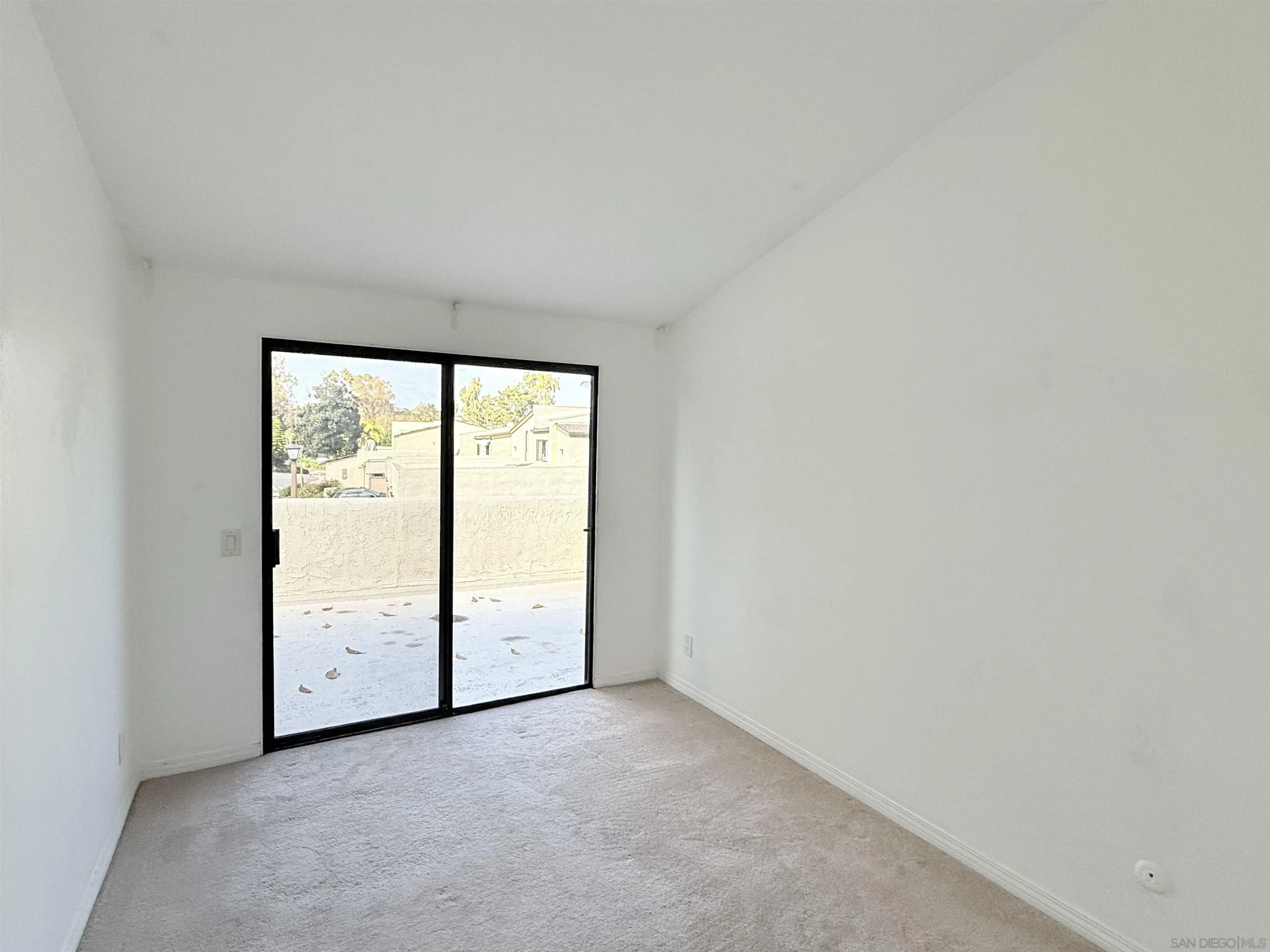 https://cdn.realtyfeed.com/cdn/127/260005512/044e5d572201586b65ac4534cc8e840e.webp