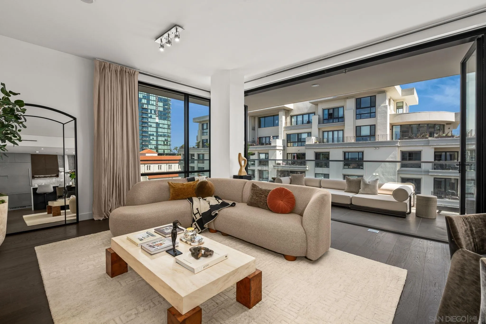 Photo #6: 260005514 Listing: Photo #6