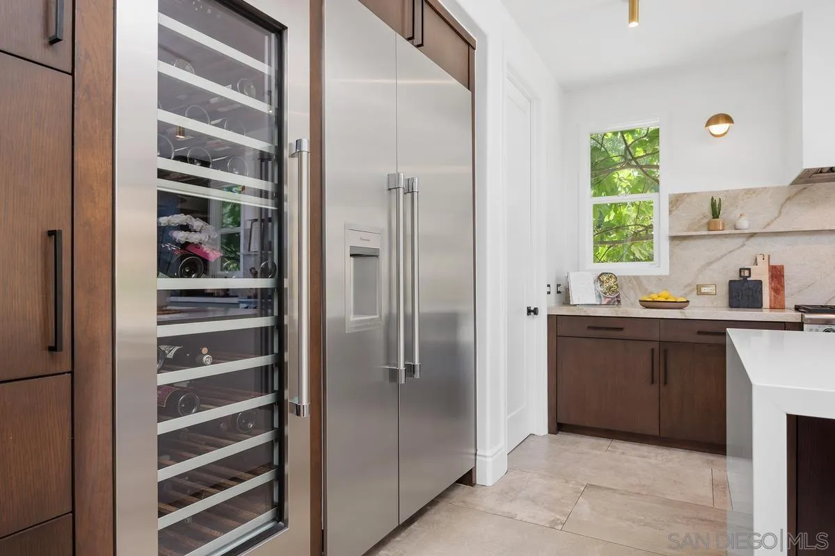 https://cdn.realtyfeed.com/cdn/127/260005515/a6e97beddfce37df38162a629ddc0972.webp