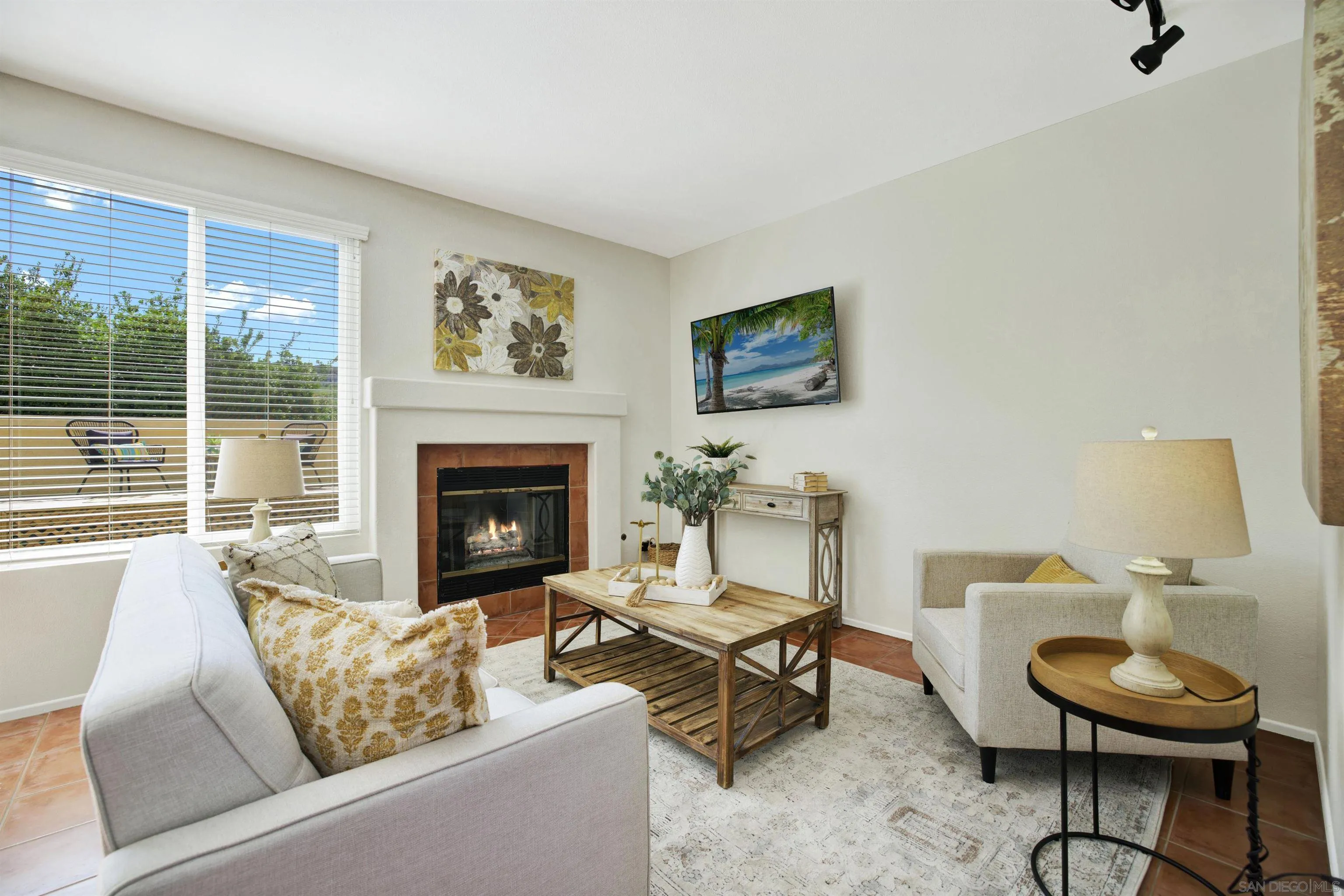 Photo #4: 260005519 Listing: Photo #4