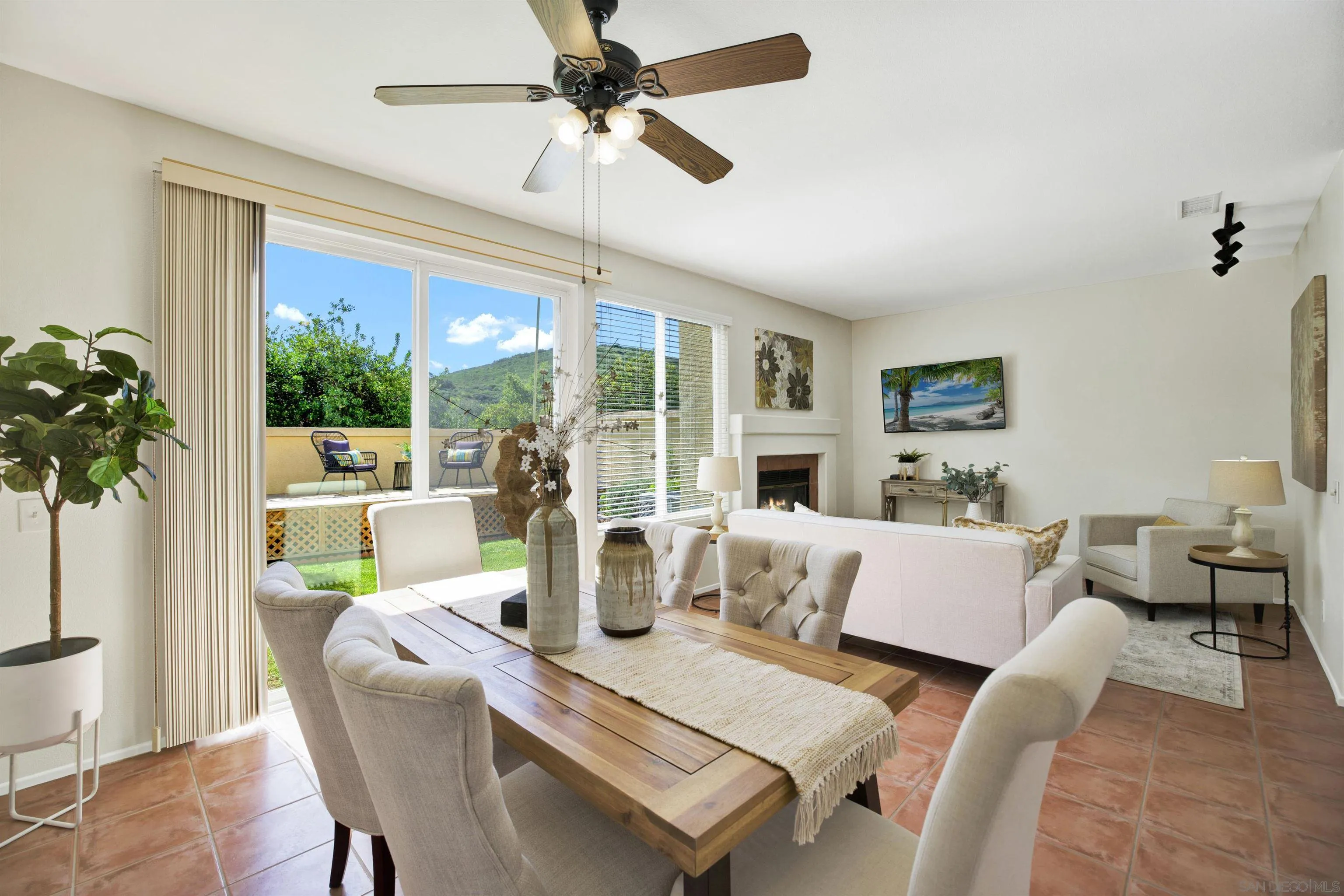 Photo #2: 260005519 Listing: Photo #2