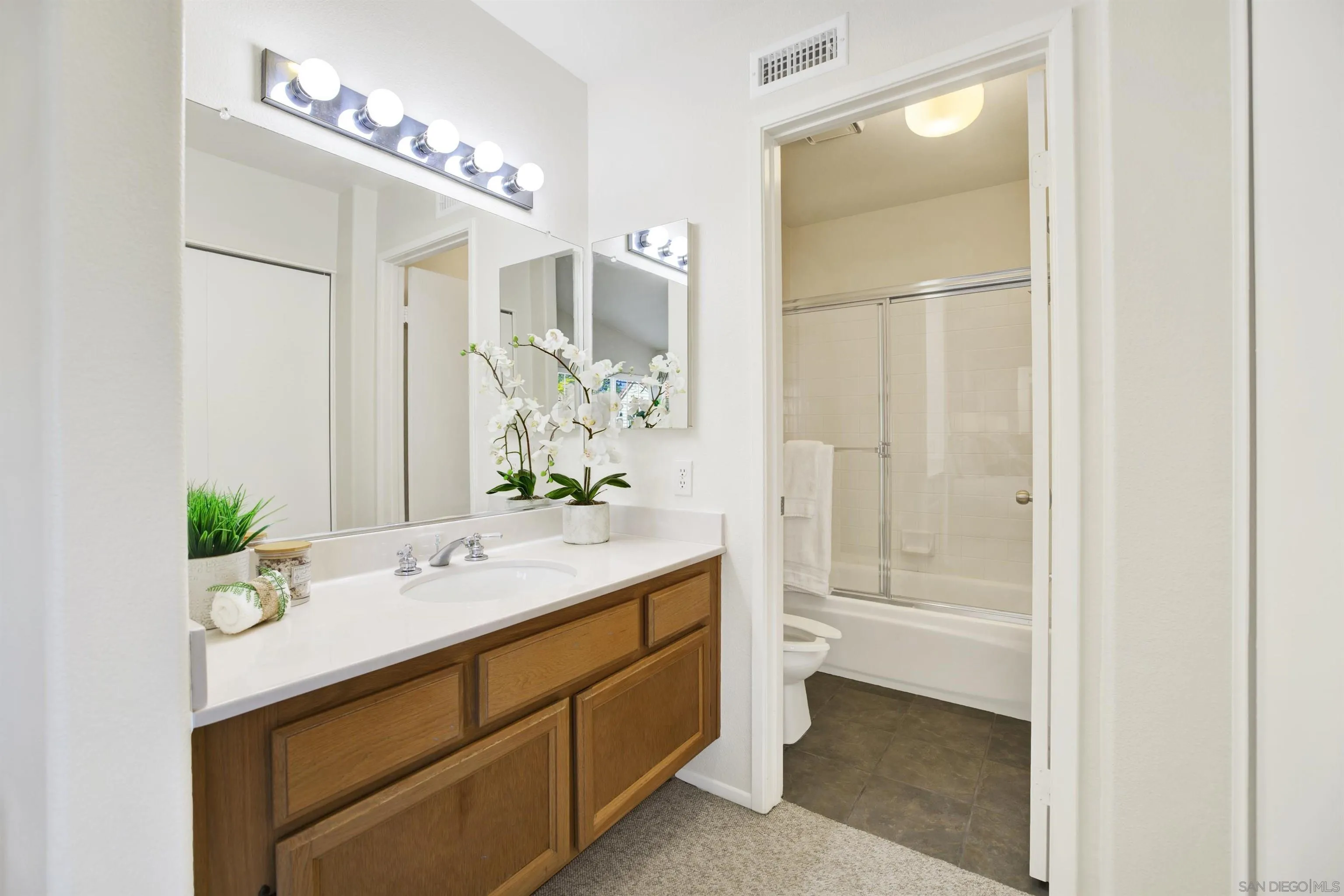 Photo #20: 260005519 Listing: Photo #20