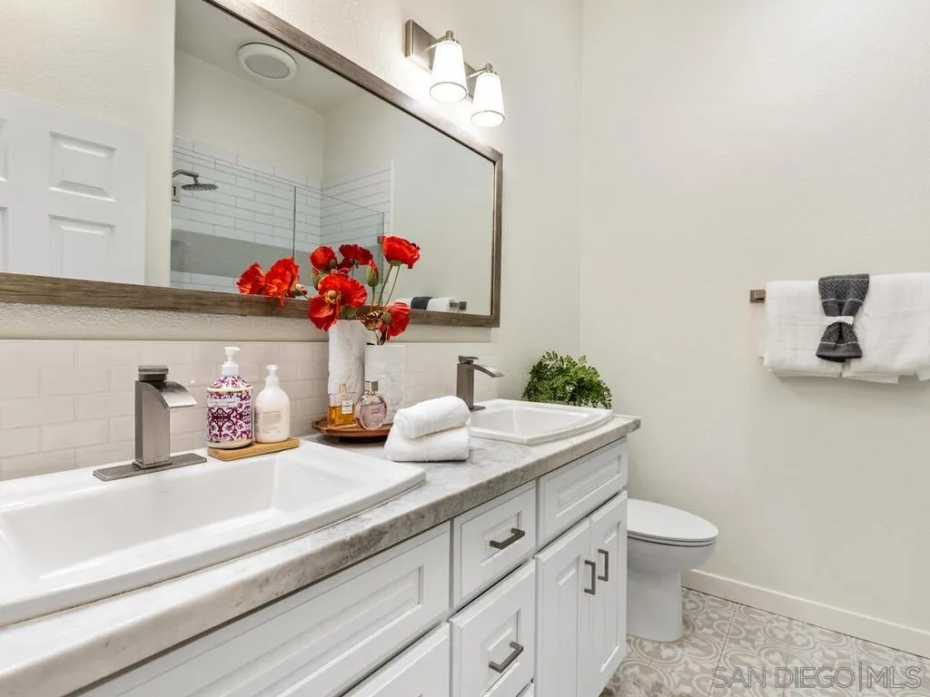 https://cdn.realtyfeed.com/cdn/127/260005523/1c649d1507c597aa45fb1d6c4abdde0e.webp