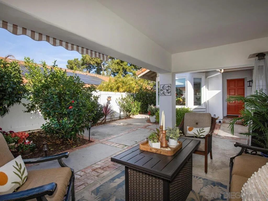 https://cdn.realtyfeed.com/cdn/127/260005523/70eb066017d85e95ae944382855165d4.webp