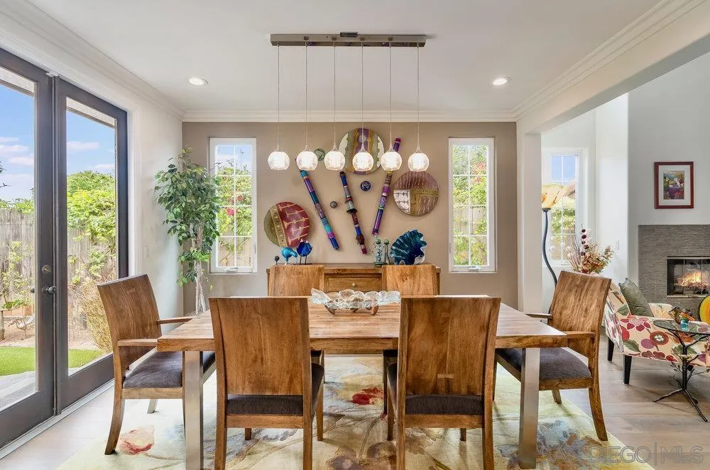 https://cdn.realtyfeed.com/cdn/127/260005526/7586d041f9ca2a7a3eeacf7dd9dded3c.webp