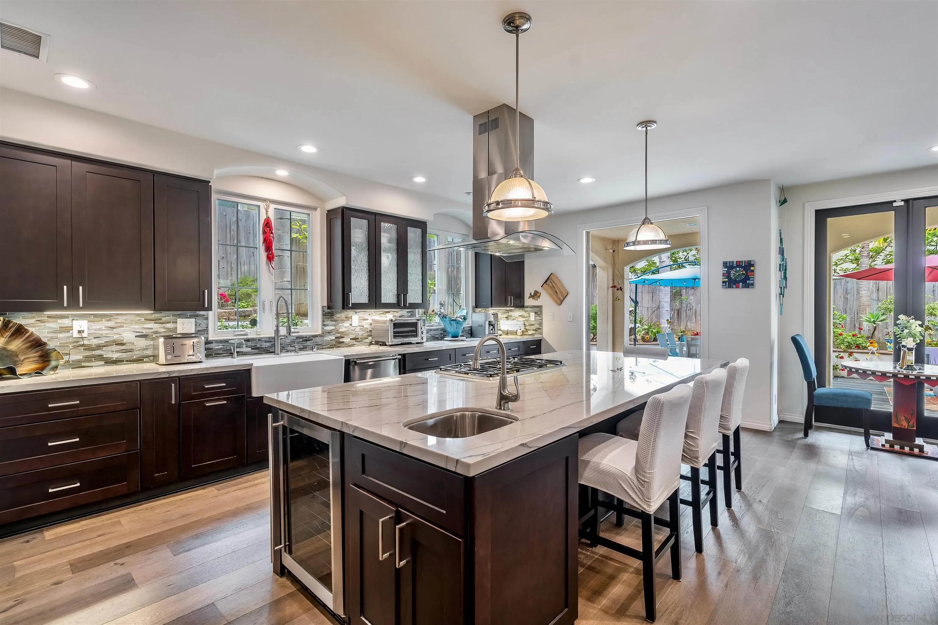 https://cdn.realtyfeed.com/cdn/127/260005526/9fcb421c46c60a70297a25950db8a84e.webp