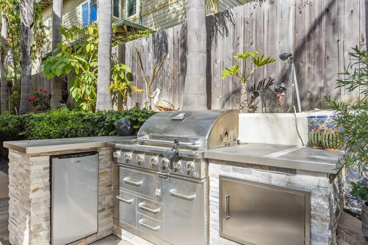 https://cdn.realtyfeed.com/cdn/127/260005526/fa07eccf55ce6b2efa8cdca57b43f491.webp