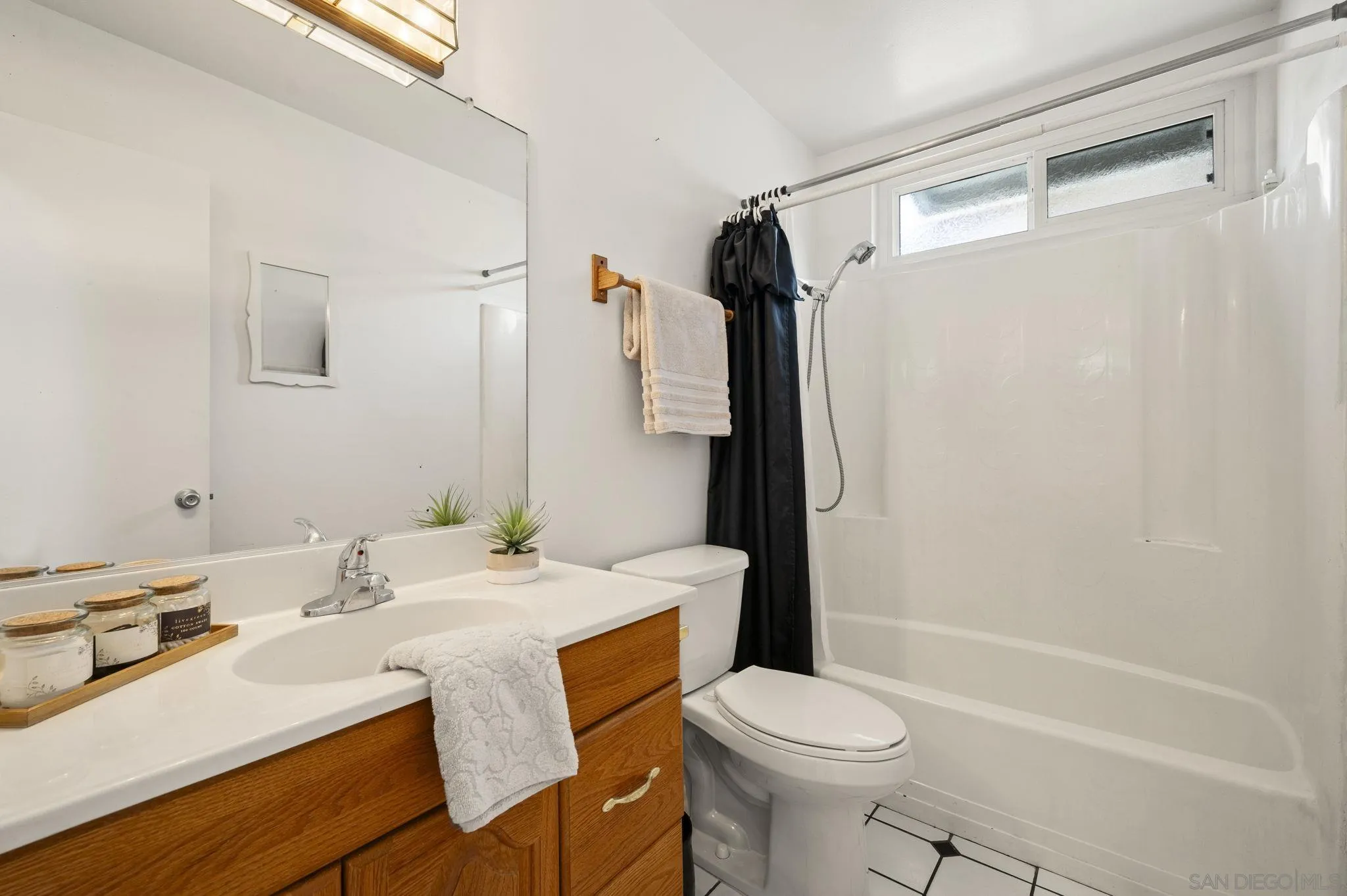https://cdn.realtyfeed.com/cdn/127/260005534/f57e9a81698e9f34a20d407f5dfe25e4.webp