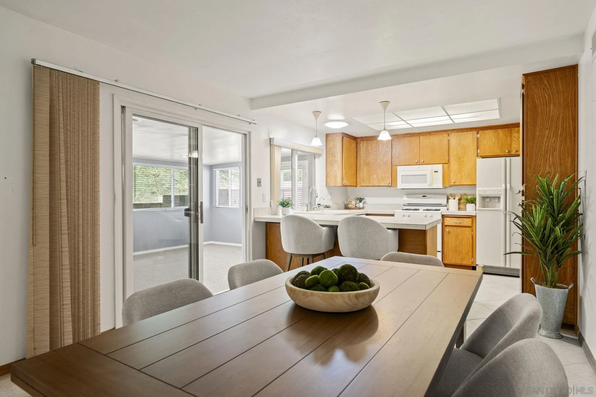 https://cdn.realtyfeed.com/cdn/127/260005534/f7e1a8b2739096658c2535de363e3e7b.webp
