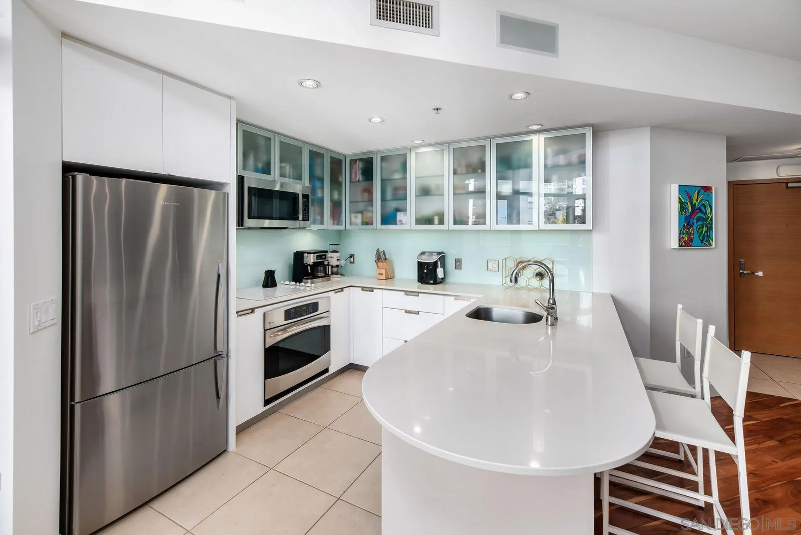 https://cdn.realtyfeed.com/cdn/127/260005535/c937a055e0749fb38ec1eeee0a6456e3.webp