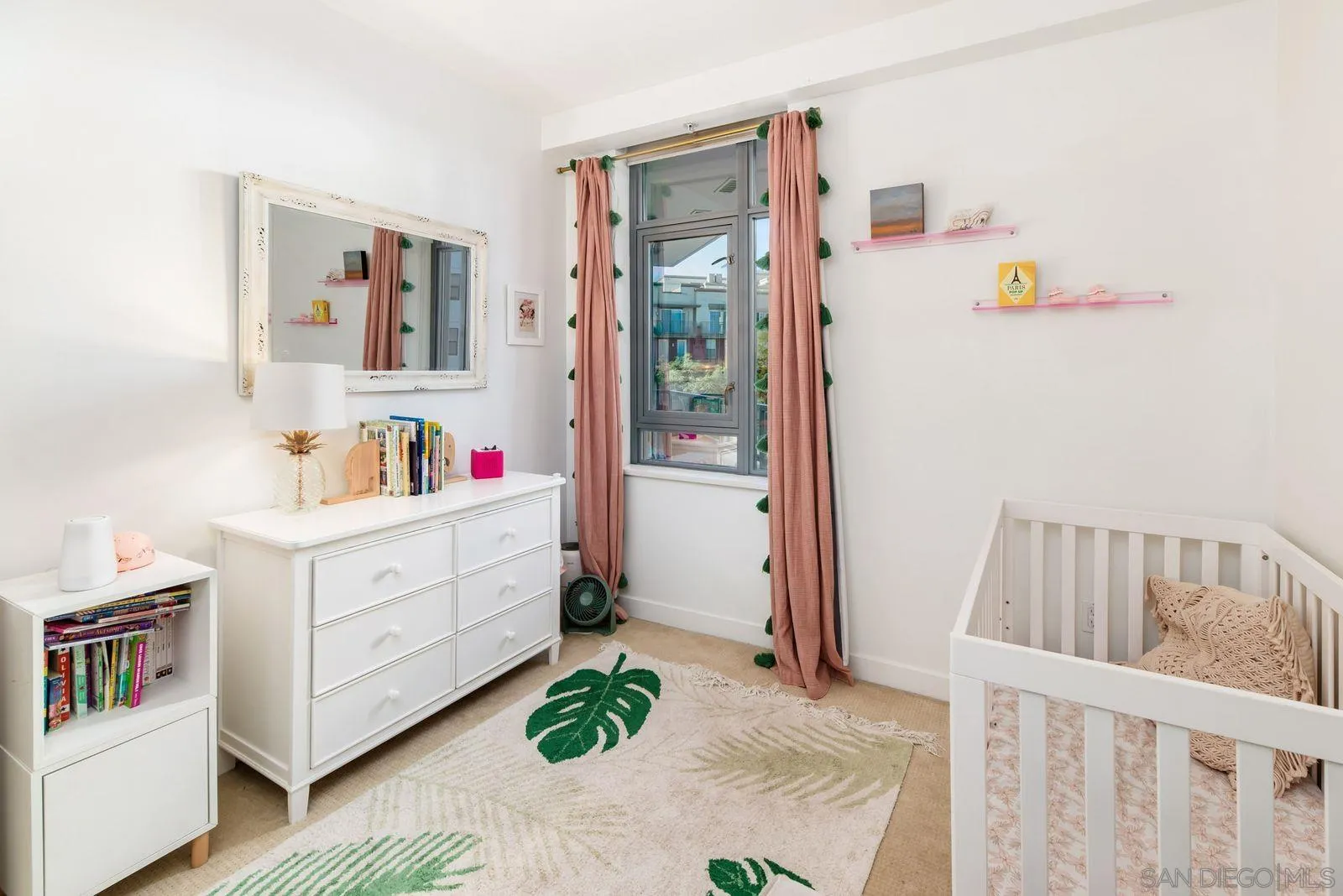 https://cdn.realtyfeed.com/cdn/127/260005535/ef12fef7fe108c355e9618207847f976.webp