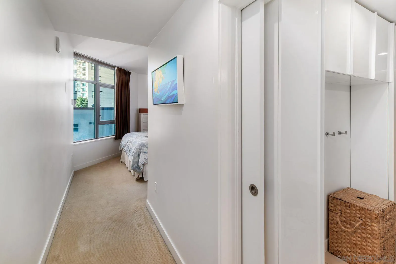 https://cdn.realtyfeed.com/cdn/127/260005535/f61b58a54b79145ec5abdea4070b454d.webp