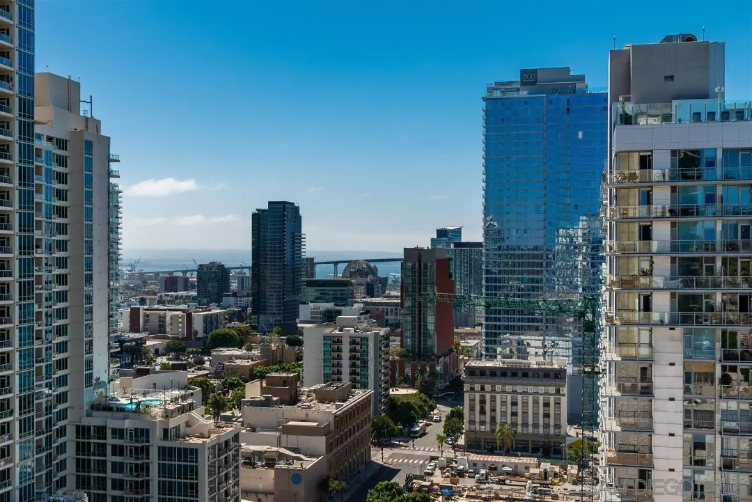 Photo #8: 260005536 Listing: Photo #8