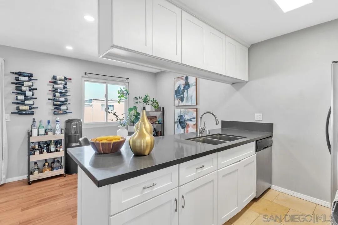 https://cdn.realtyfeed.com/cdn/127/260005537/8b946d29c8851f884b27a7906513b3f8.webp