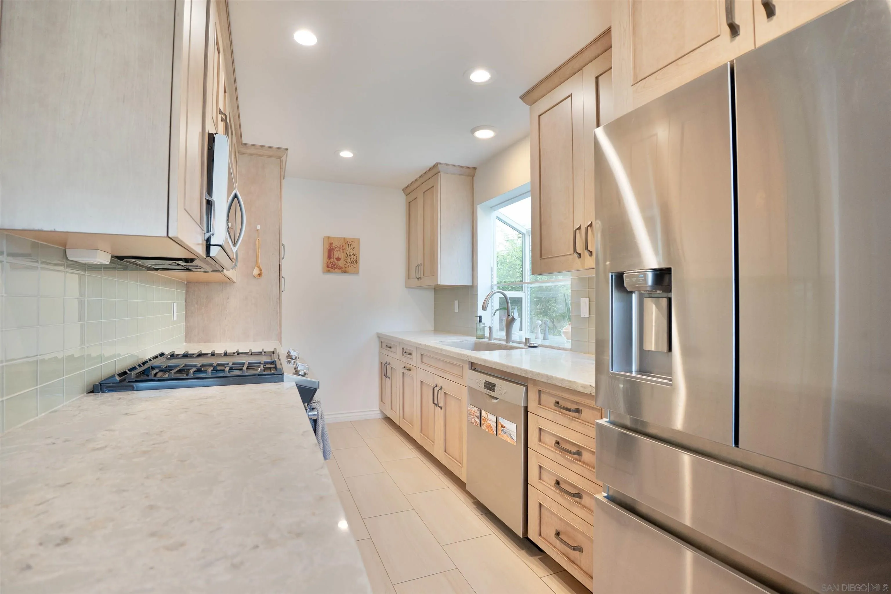 Photo #3: 260005539 Listing: Photo #3