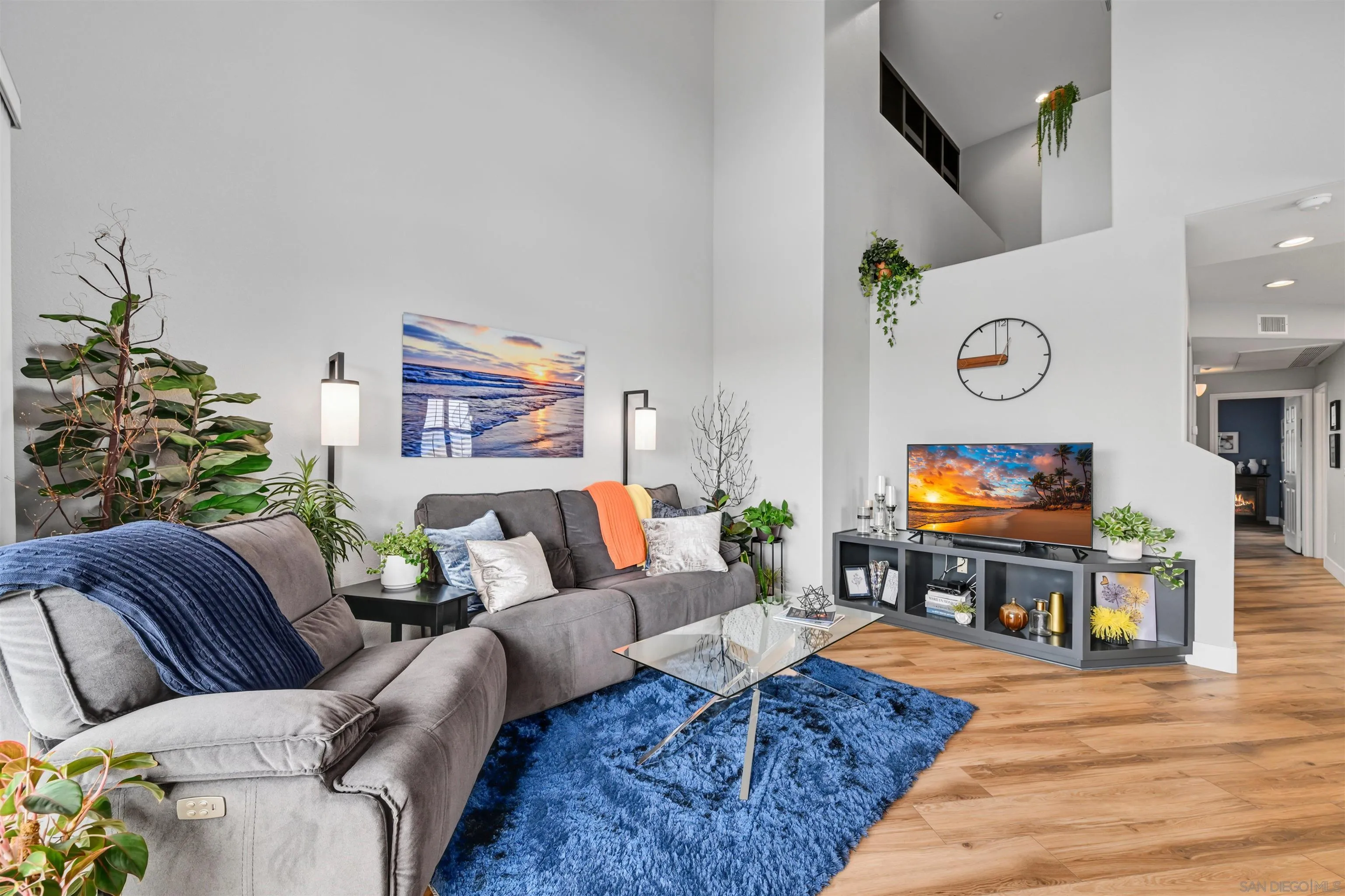 Photo #1: 260005541 Listing: Photo #1