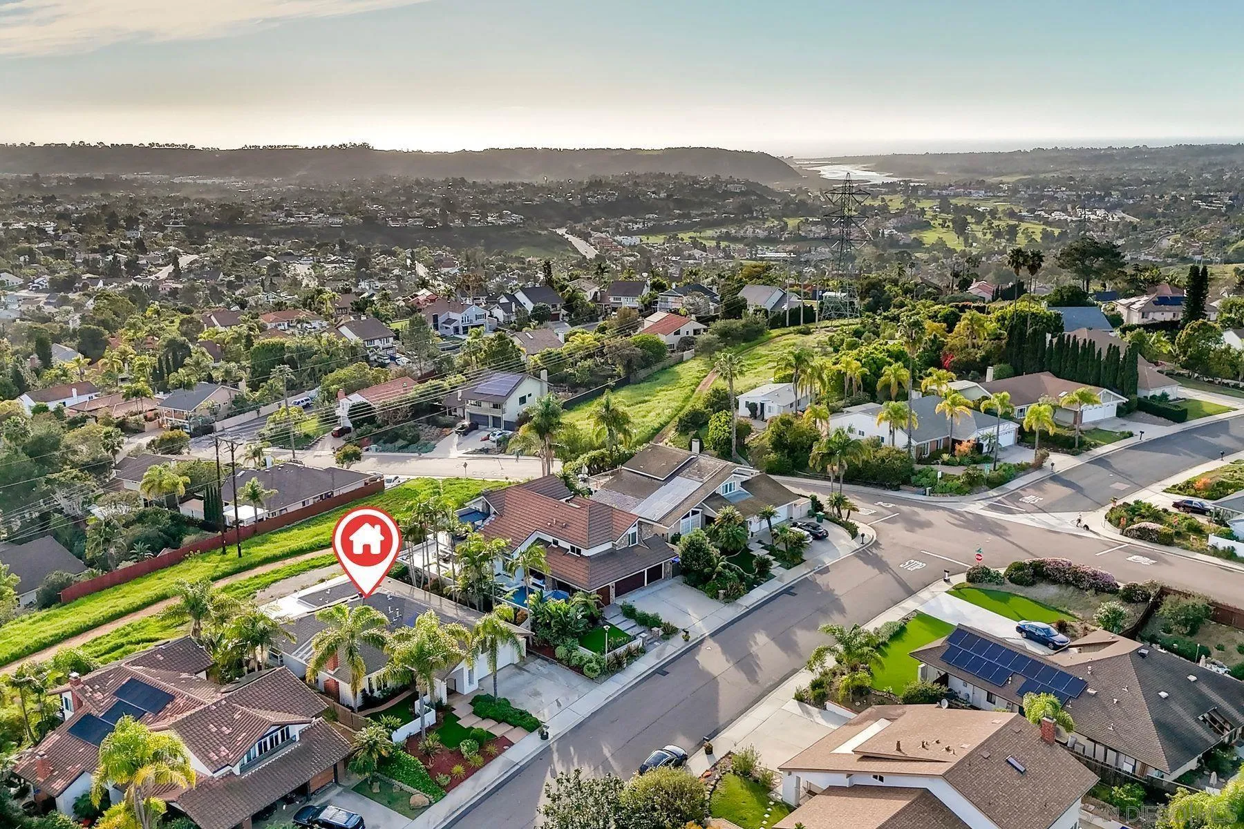 https://cdn.realtyfeed.com/cdn/127/260005544/bbff610d0da6e385a09c1ea71d50b8b3.webp
