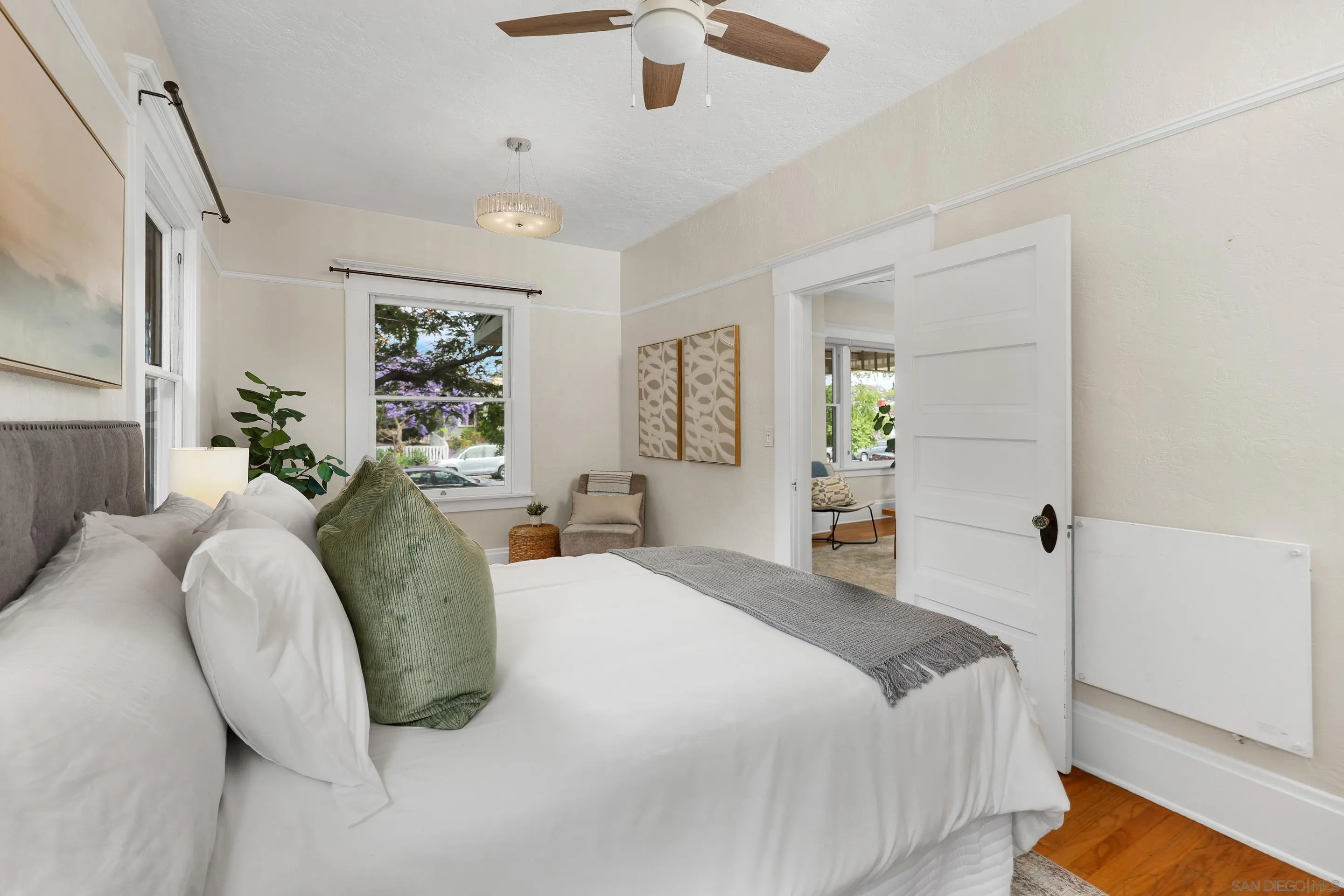 https://cdn.realtyfeed.com/cdn/127/260005546/295e38b5176d2d496f955371c4b0c15a.webp