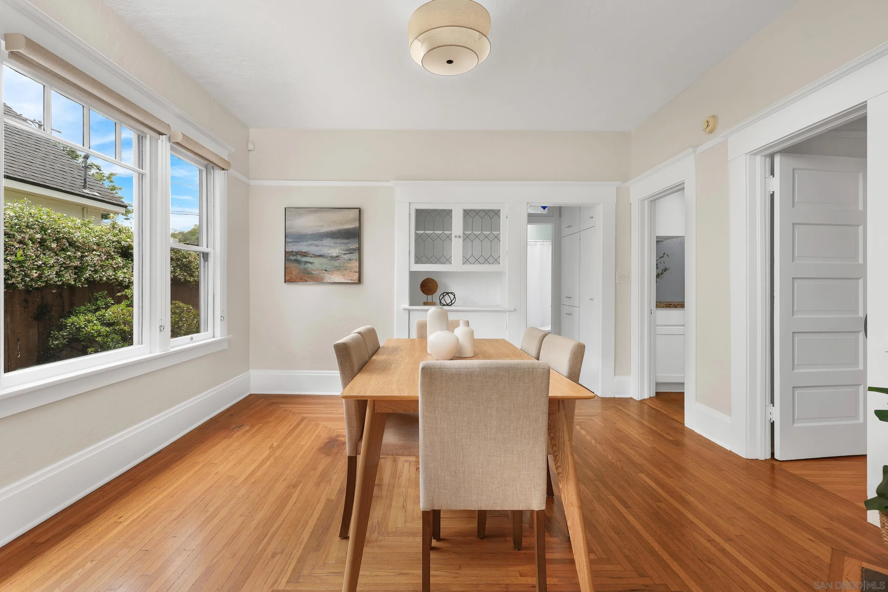 https://cdn.realtyfeed.com/cdn/127/260005546/d86ed474df72b01b542f7569193ebabd.webp