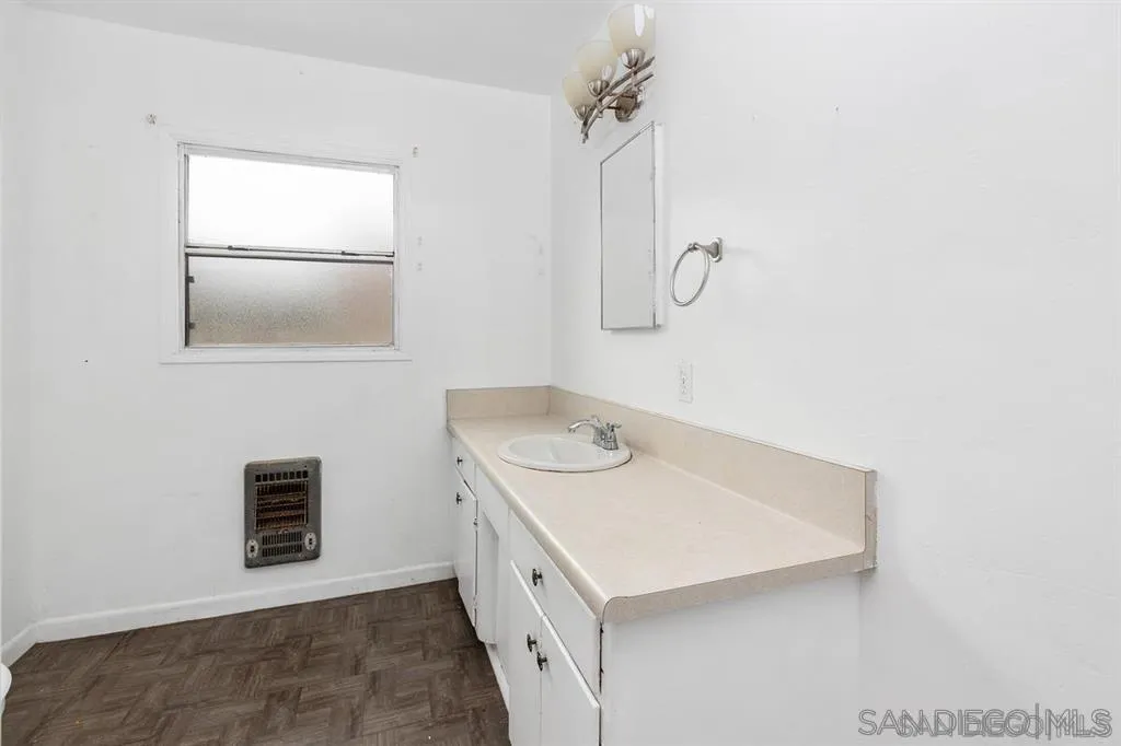 https://cdn.realtyfeed.com/cdn/127/260005550/4bd910ad72e28c141688f65eba415605.webp
