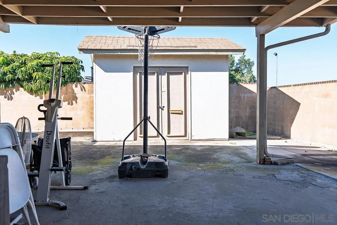https://cdn.realtyfeed.com/cdn/127/260005551/106de7534f11a7b50d120a0c2ef23fd6.webp