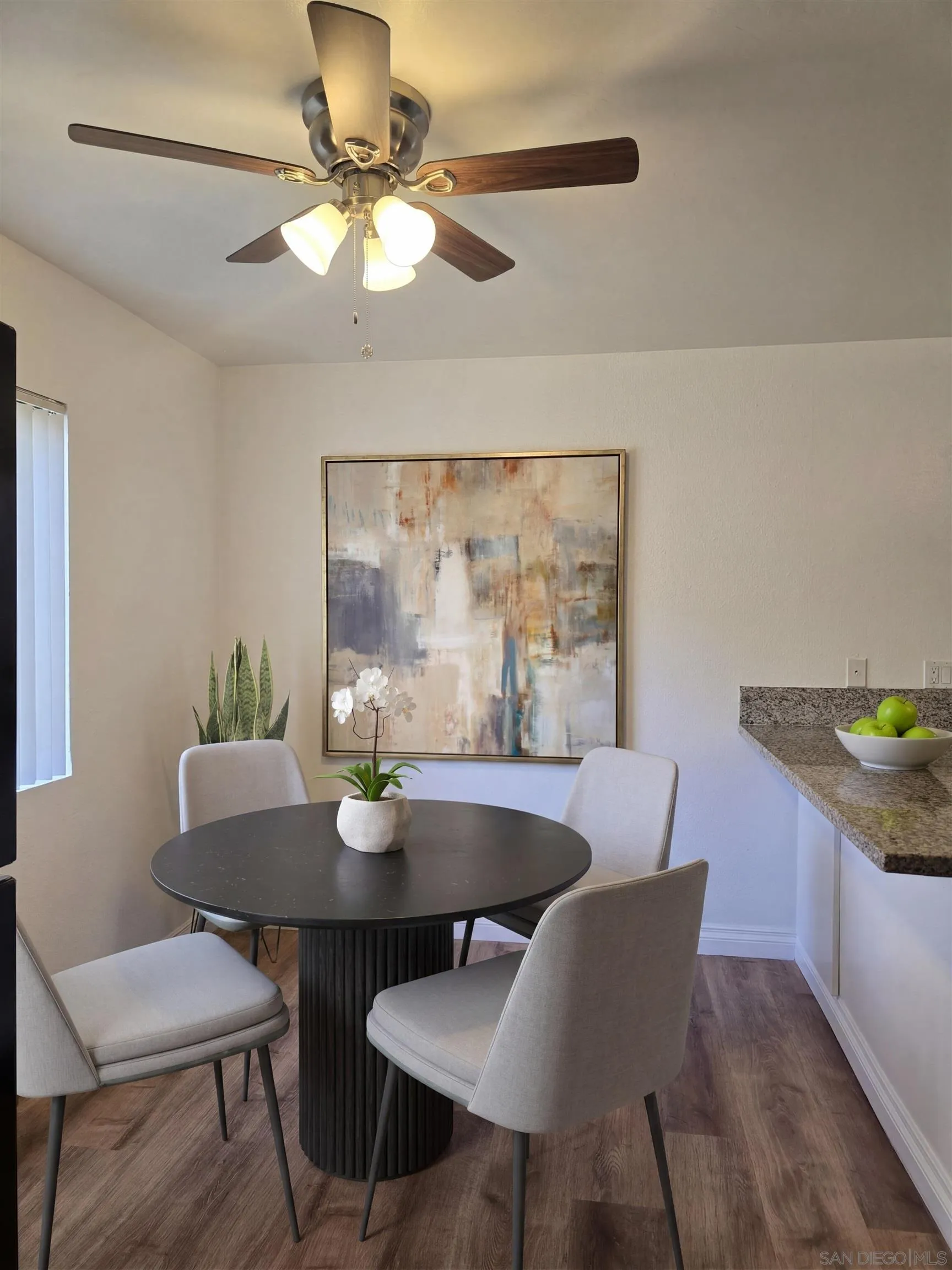 Photo #3: 260005552 Listing: Photo #3