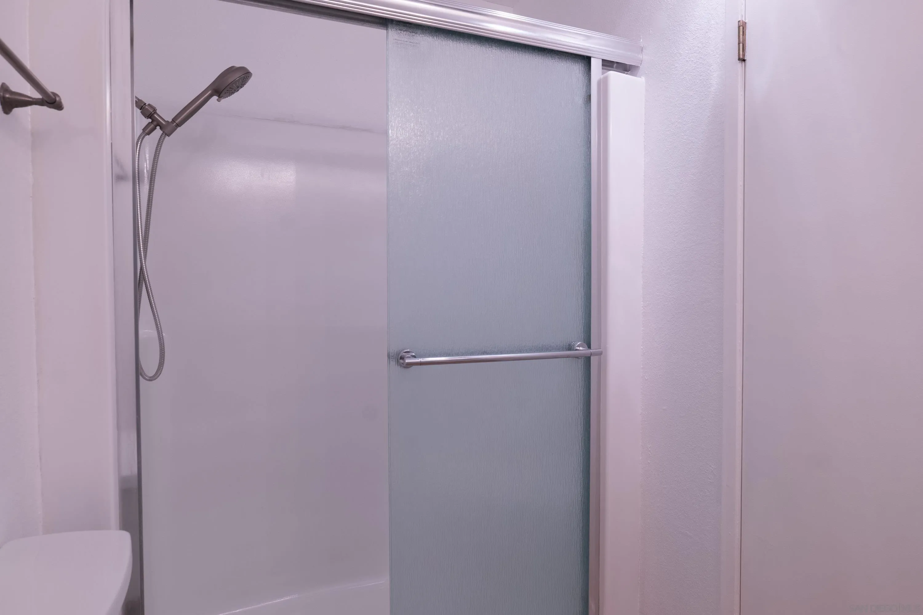 Photo #25: 260005552 Listing: Photo #25