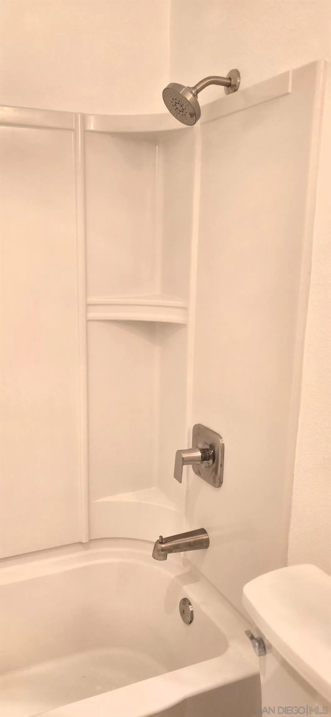 Photo #30: 260005552 Listing: Photo #30