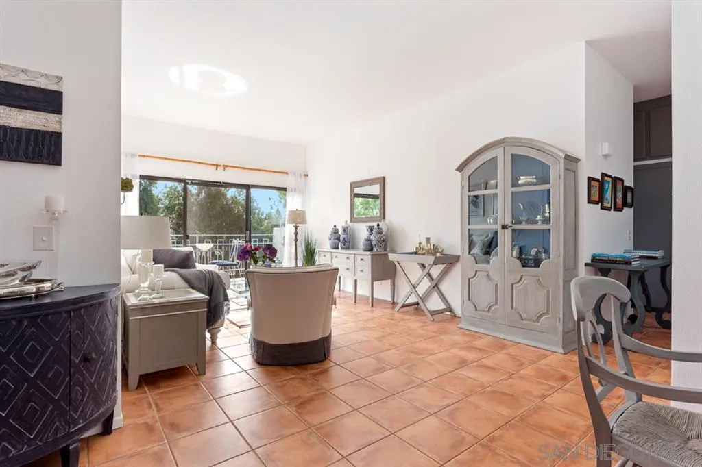 Photo #7: 260005553 Listing: Photo #7