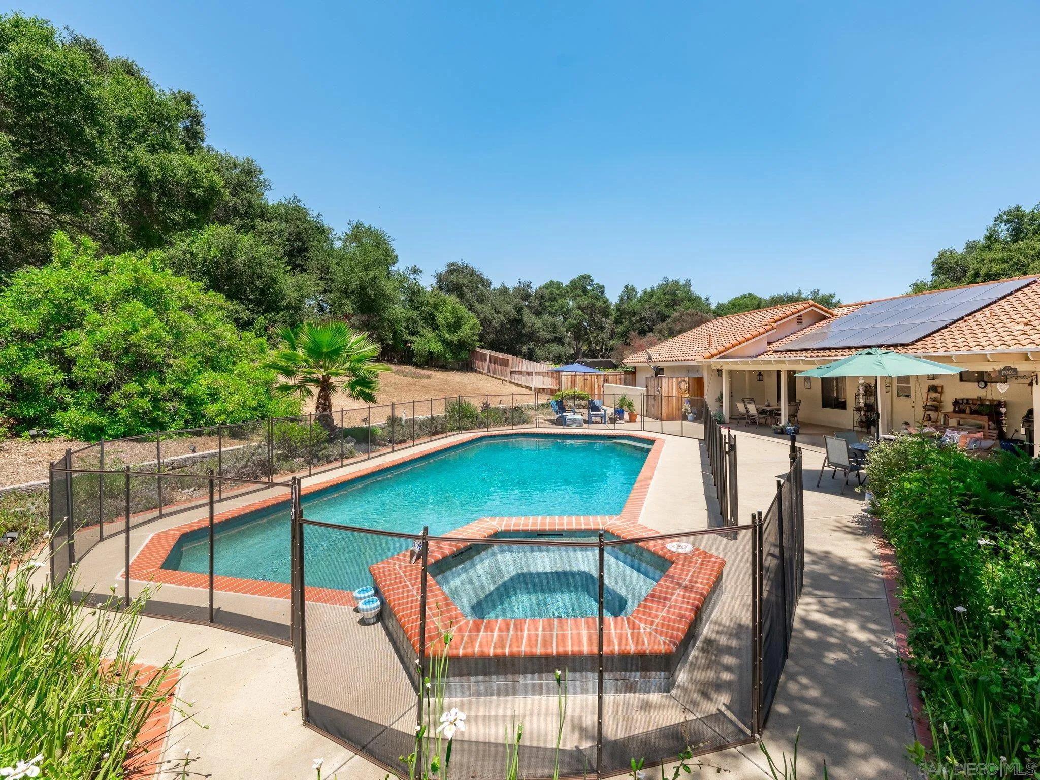 https://cdn.realtyfeed.com/cdn/127/260005556/1b5821b46ef10acfb5fd57d9e6314508.webp