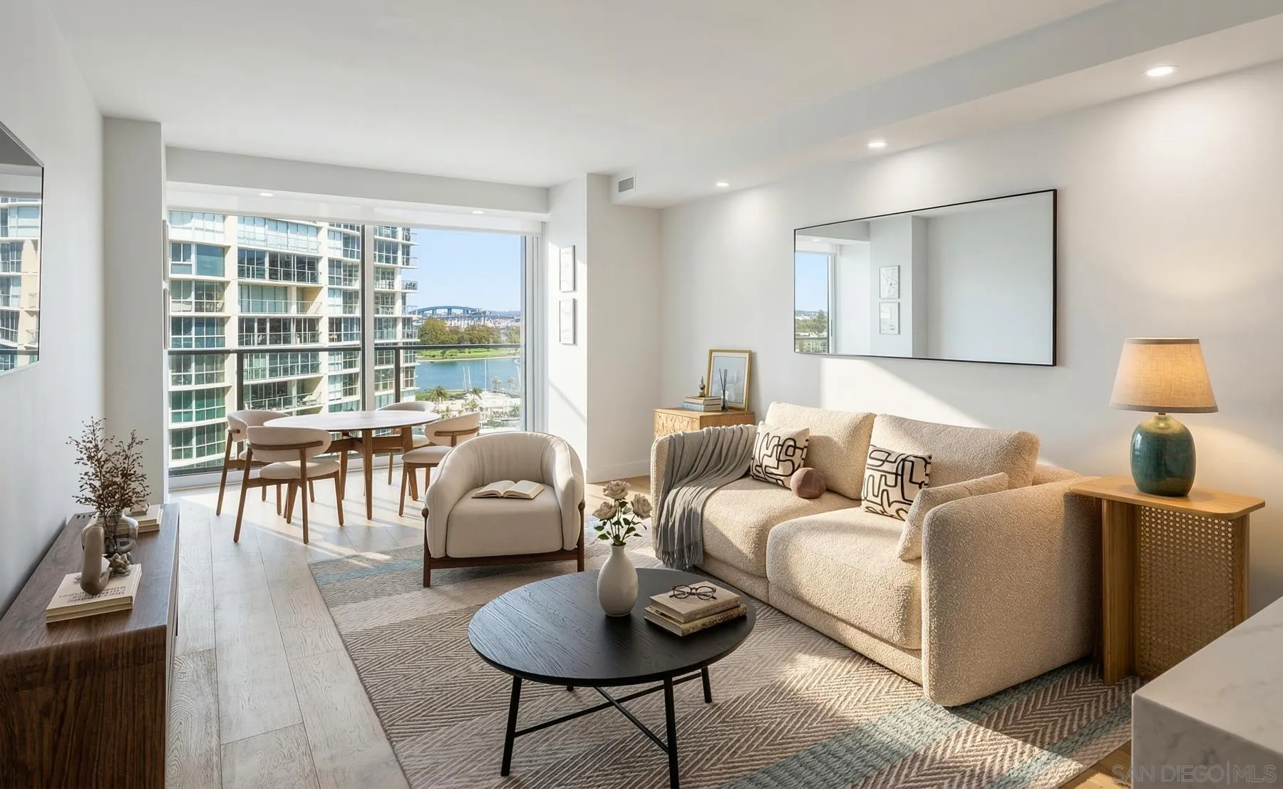 https://cdn.realtyfeed.com/cdn/127/260005558/b8ea556f40432cd5a7c6804d2235eecd.webp
