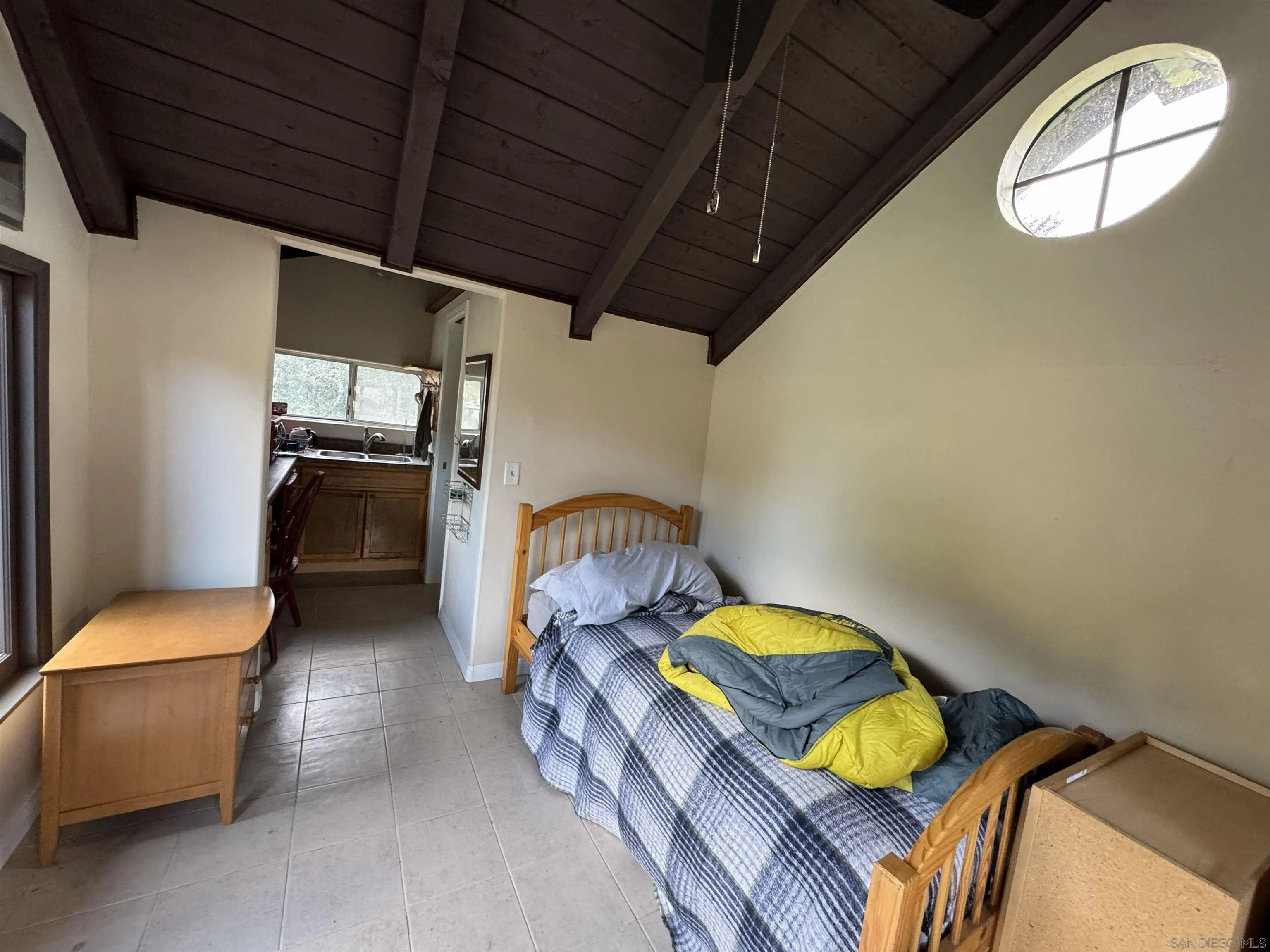 https://cdn.realtyfeed.com/cdn/127/260005560/479812aa19833ebf83954ee31ca22b18.webp