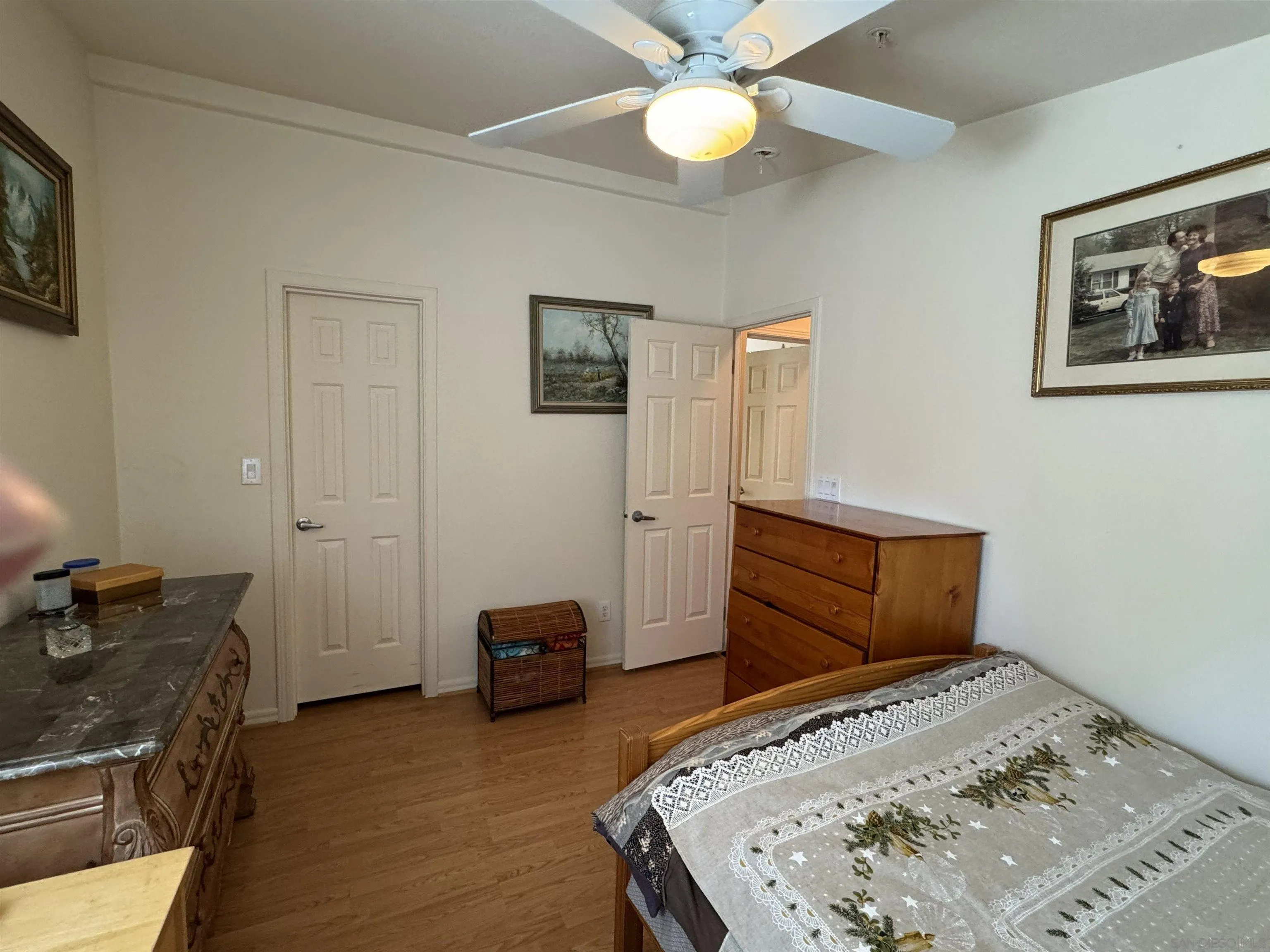 https://cdn.realtyfeed.com/cdn/127/260005560/5cea2c6420dd6dbb6a5871d86f8899b9.webp