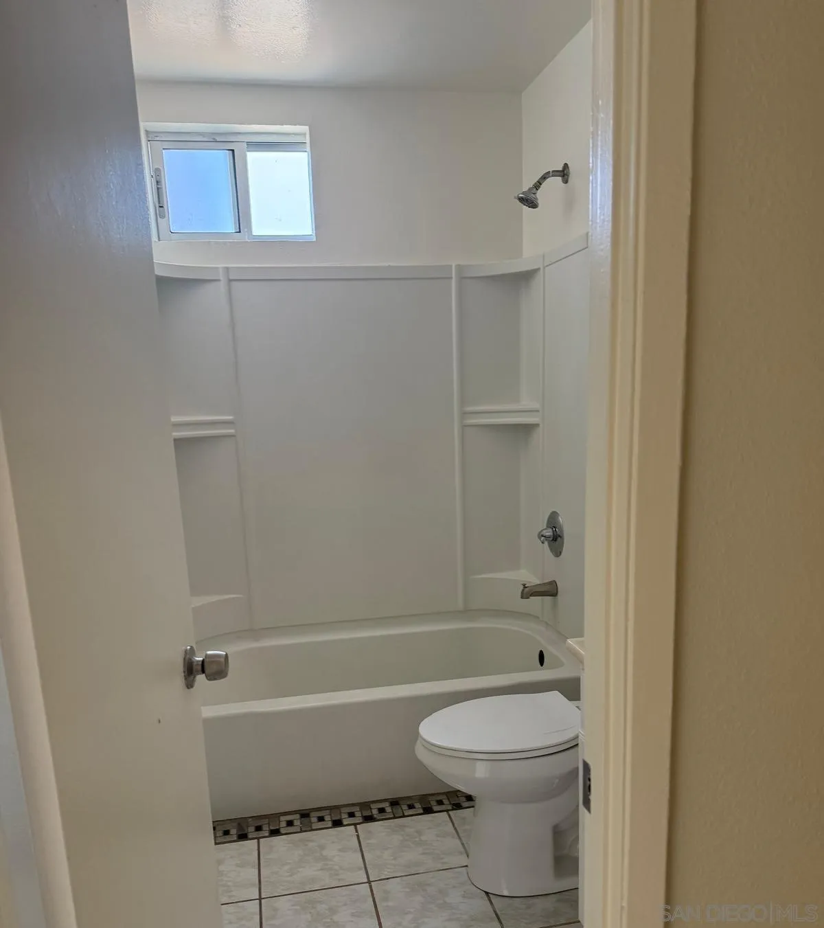 https://cdn.realtyfeed.com/cdn/127/260005565/08768f32feb6089922916520998d091a.webp