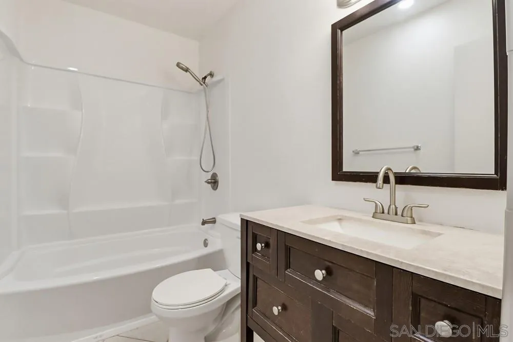 https://cdn.realtyfeed.com/cdn/127/260005571/4f2630f34a2b800dc994a389c69f2a27.webp