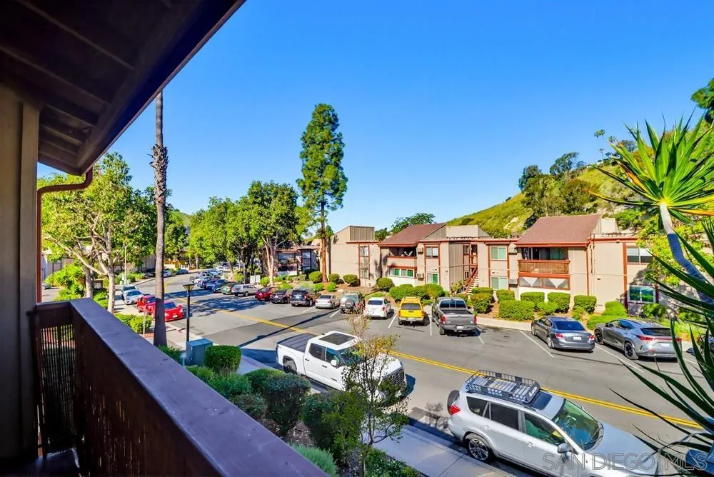 https://cdn.realtyfeed.com/cdn/127/260005571/f5ca376379de87673a95b31775ba0df3.webp