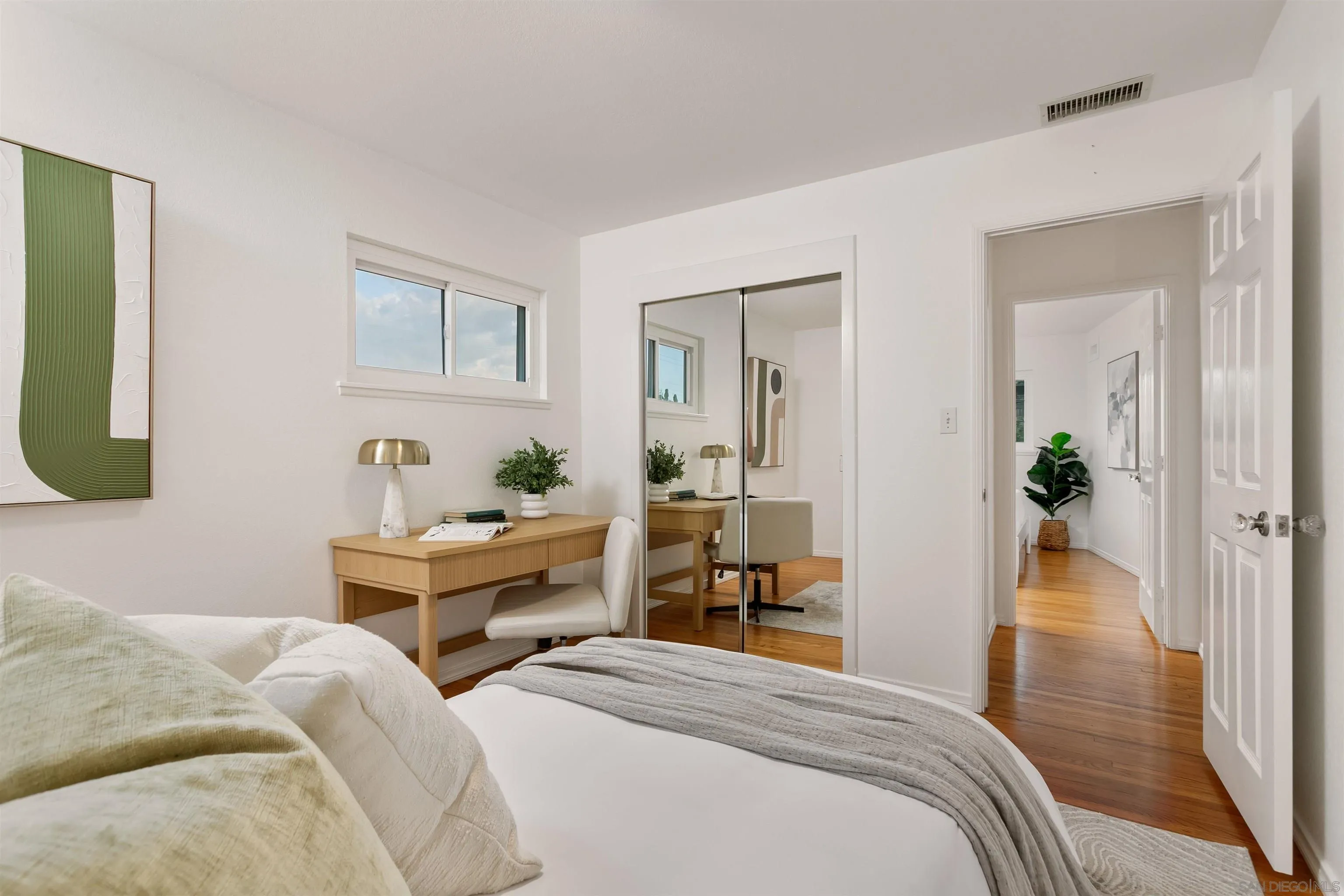 https://cdn.realtyfeed.com/cdn/127/260005573/38591a8502495781d2ec95e3fc9616af.webp