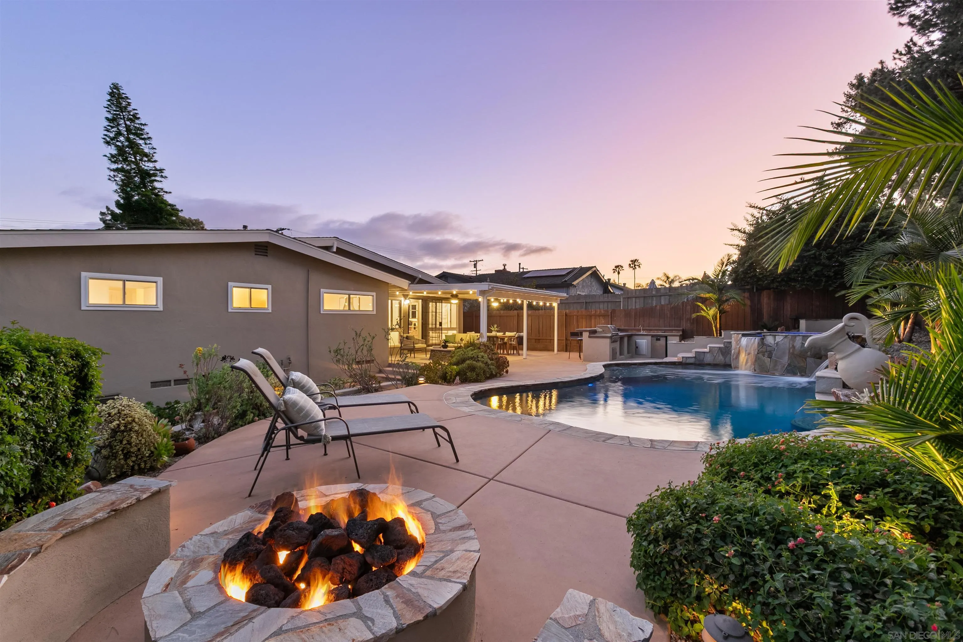 https://cdn.realtyfeed.com/cdn/127/260005573/39813b14e50c576eecc21e1eb6fe897d.webp