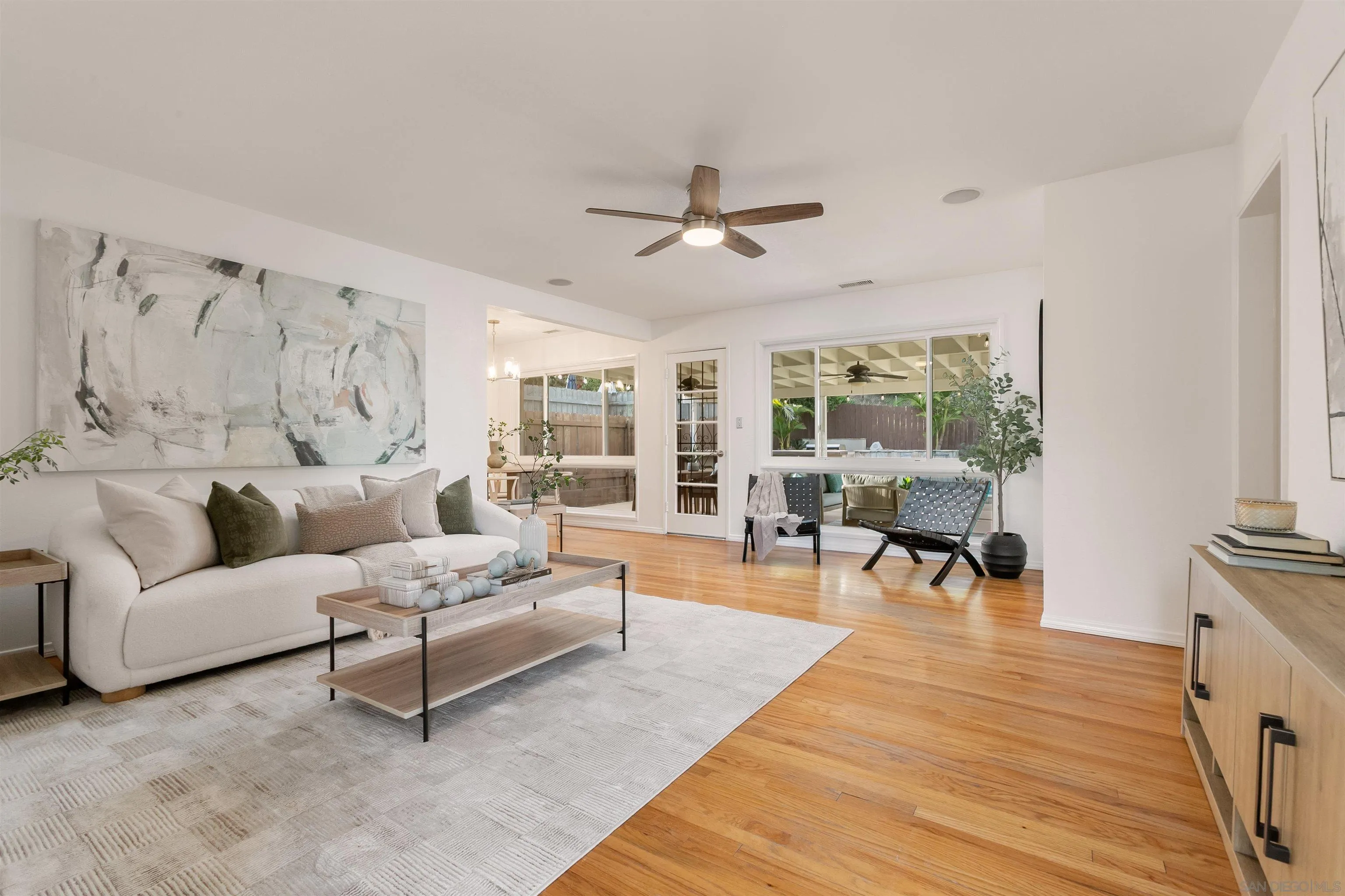 https://cdn.realtyfeed.com/cdn/127/260005573/a5894965fc416c3ad5ff1428e1828737.webp