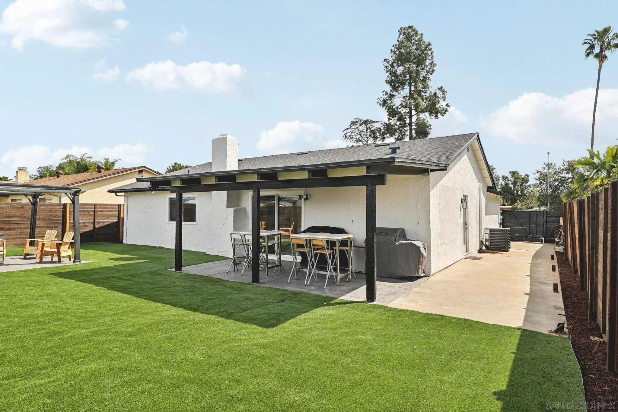 https://cdn.realtyfeed.com/cdn/127/260005574/016f87d92d61074c910b92c55beb3a53.webp