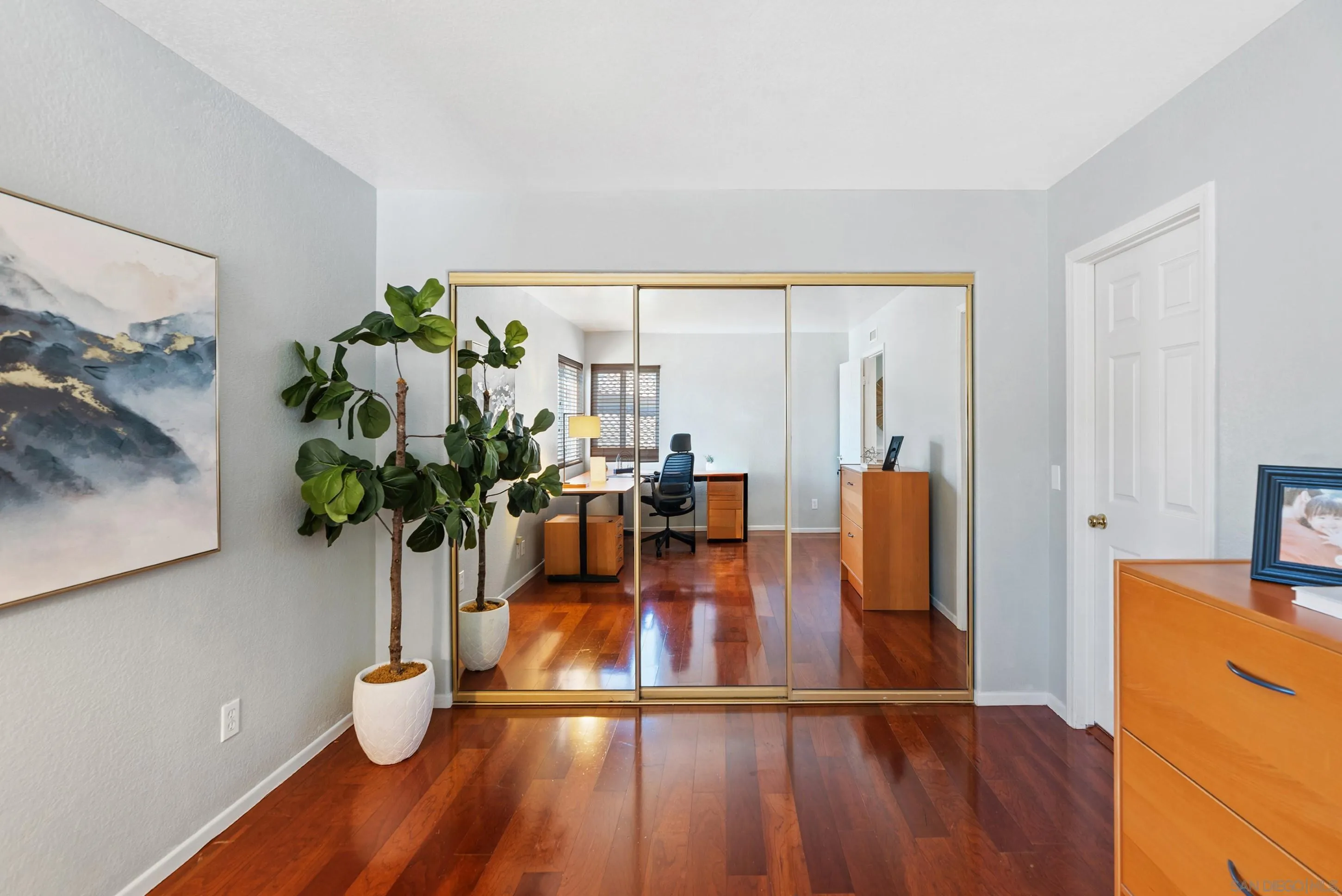https://cdn.realtyfeed.com/cdn/127/260005577/366fed29a181eaf58938368a8629e26c.webp