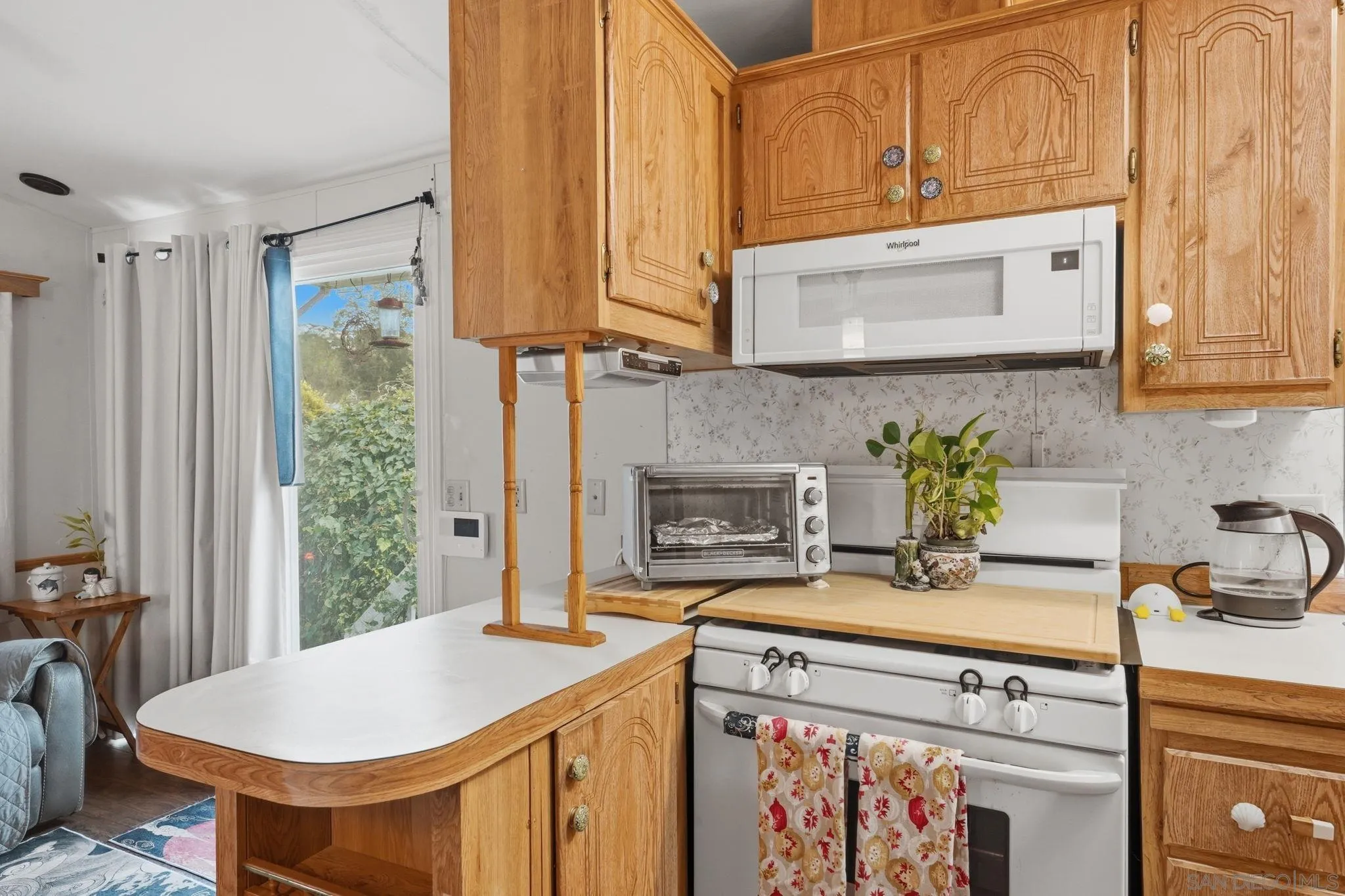 https://cdn.realtyfeed.com/cdn/127/260005580/ef4fb47dd9c17b3b620c03e7381440c3.webp