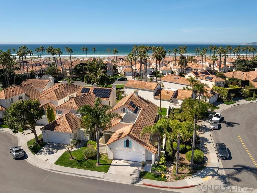 https://cdn.realtyfeed.com/cdn/127/260005584/8fa7537a4dfef888842d1694b3fe16c0.webp