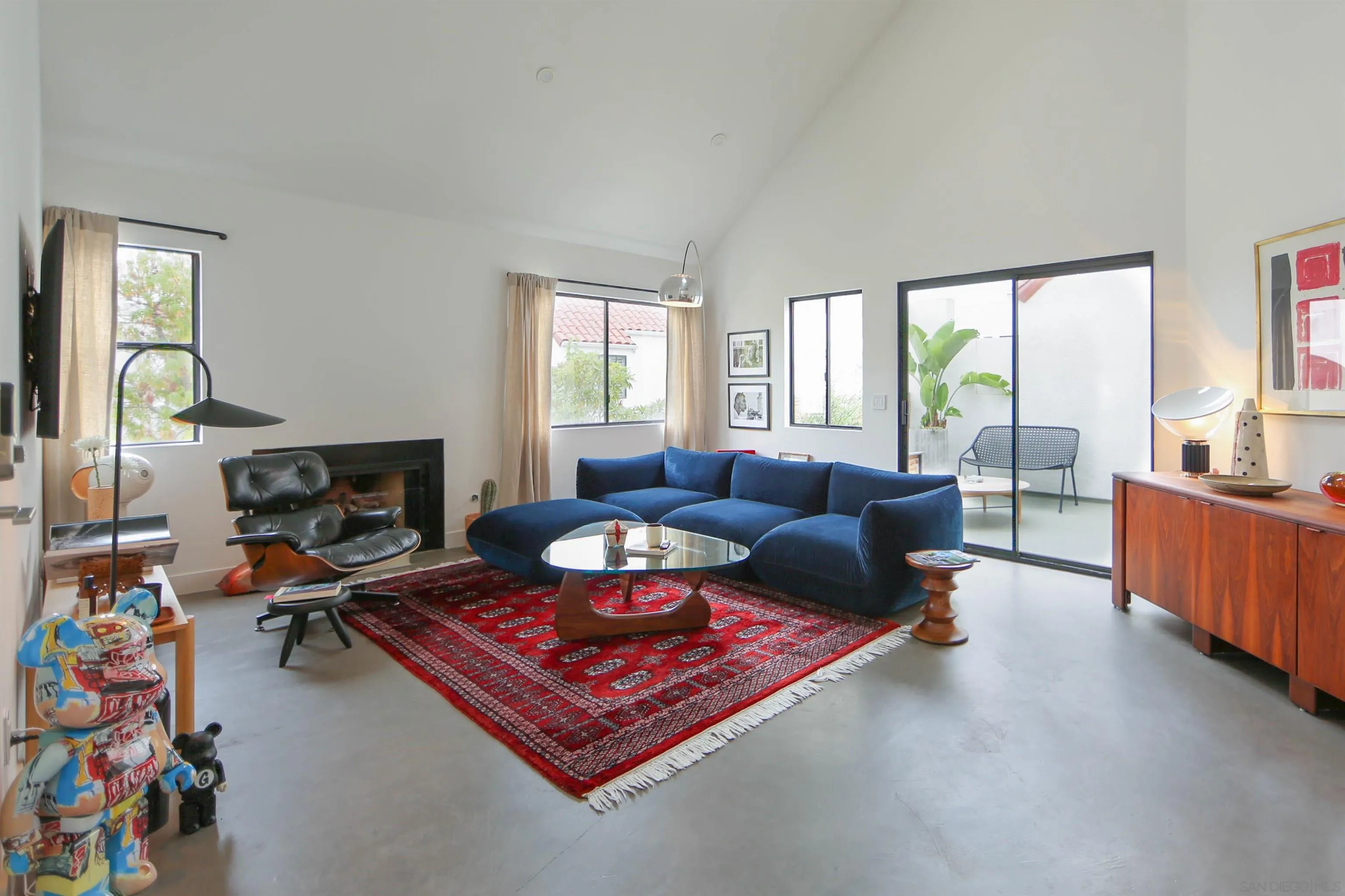 Photo #1: 260005585 Listing: Photo #1