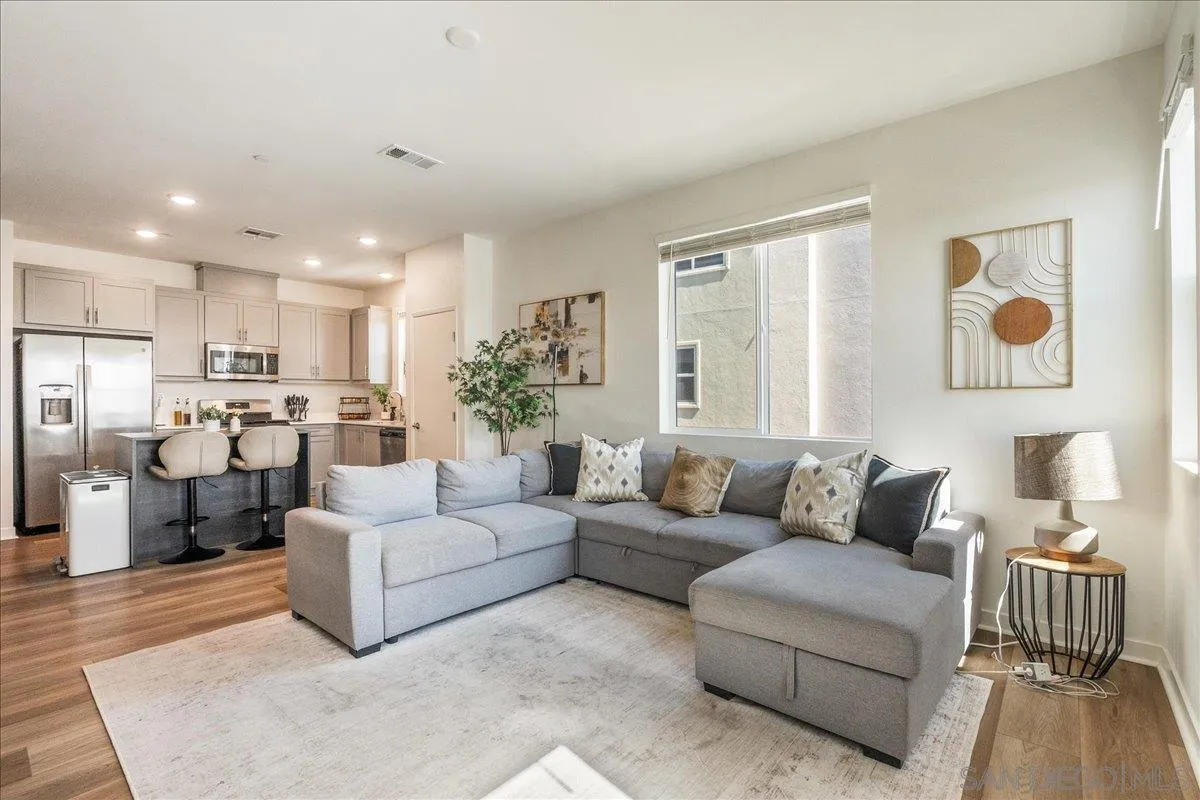 https://cdn.realtyfeed.com/cdn/127/260005587/8418facdeaa37a14ab334c67896234c9.webp