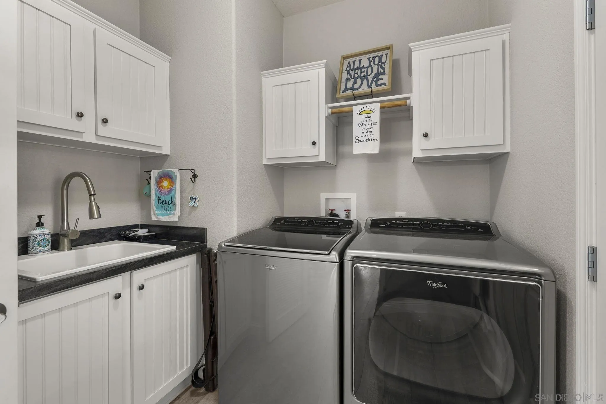 https://cdn.realtyfeed.com/cdn/127/260005589/2971b6f9451aa093789f4bdc830f16d0.webp