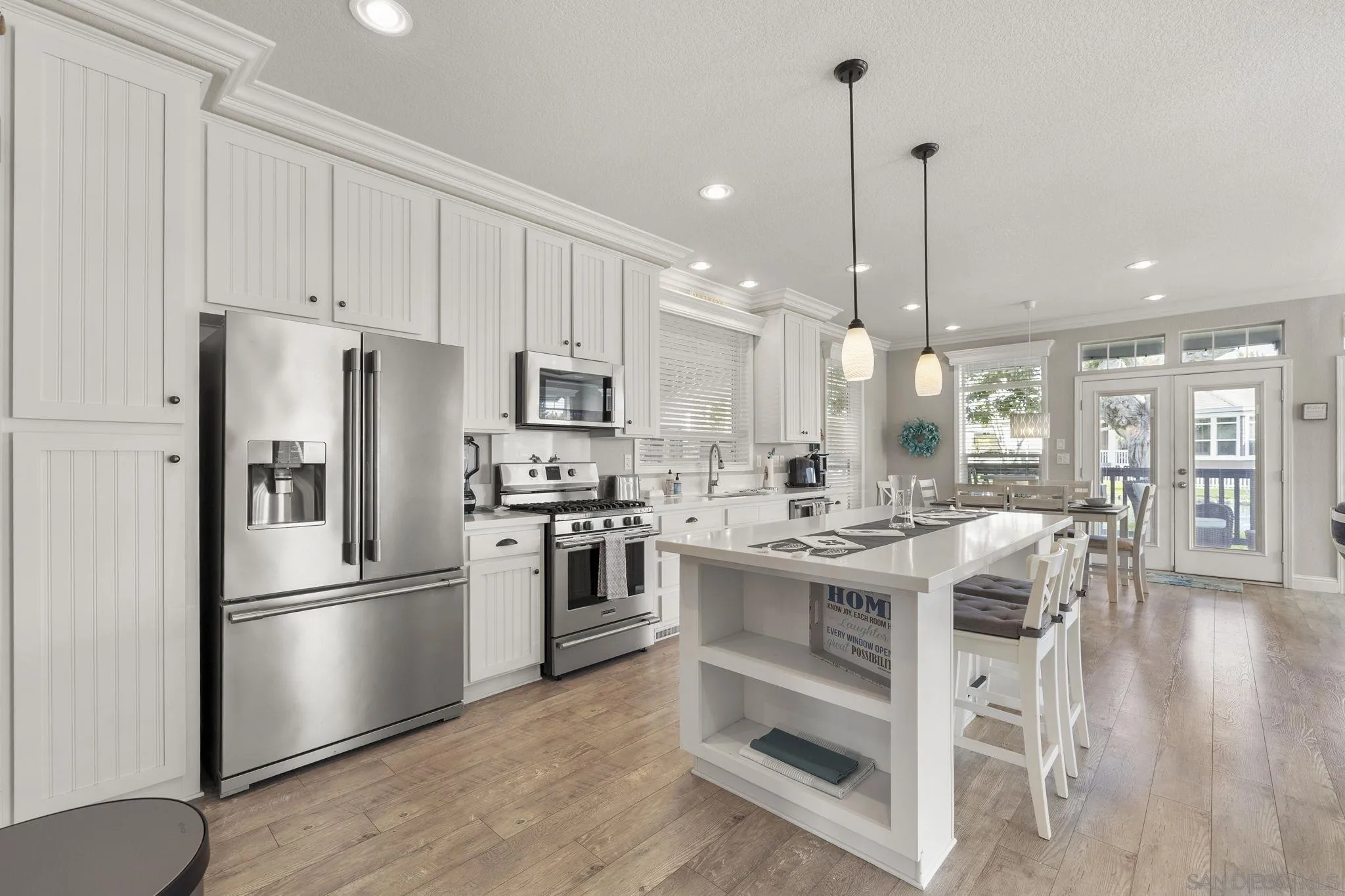 https://cdn.realtyfeed.com/cdn/127/260005589/b59fdac9b8aa854d08cffa6fe08f91de.webp