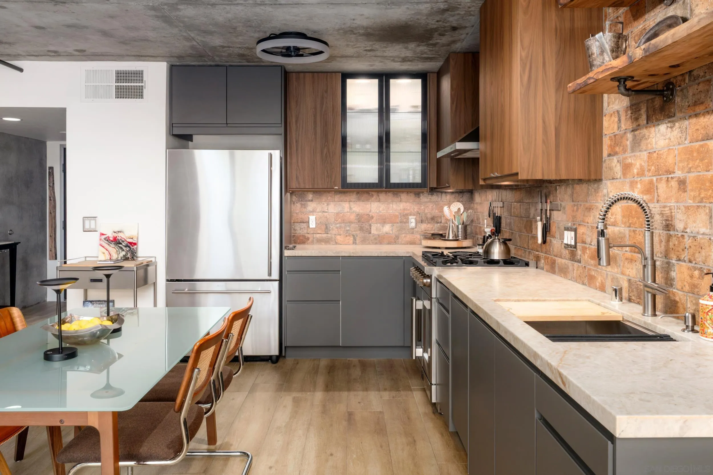 https://cdn.realtyfeed.com/cdn/127/260005590/932dade0fe91149a8b5319bc4fd0295b.webp